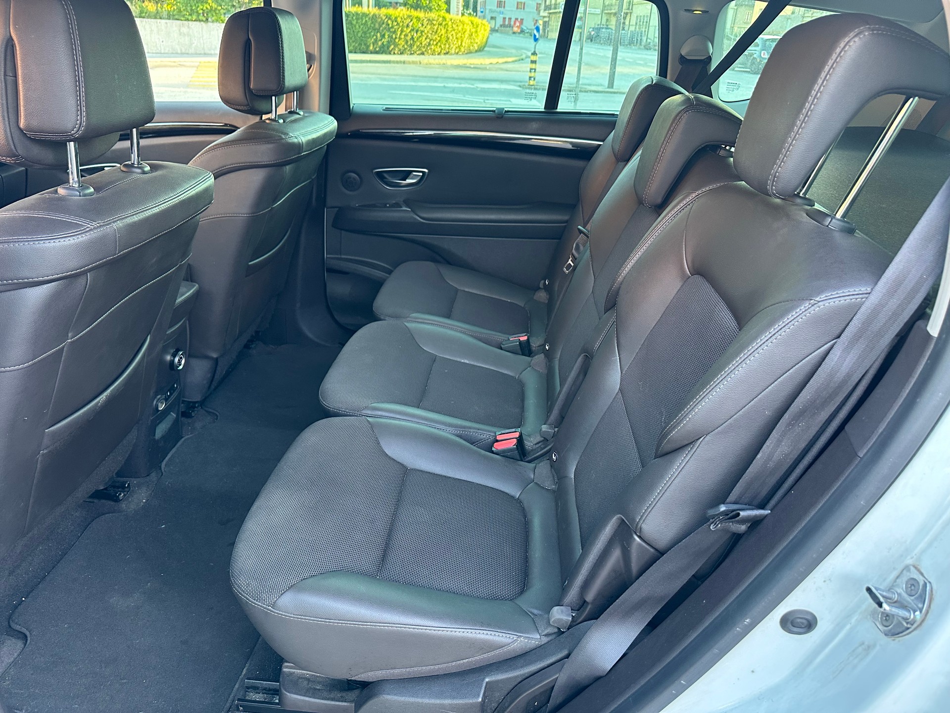 RENAULT Espace 1.6 dCi Intens EDC-image-6