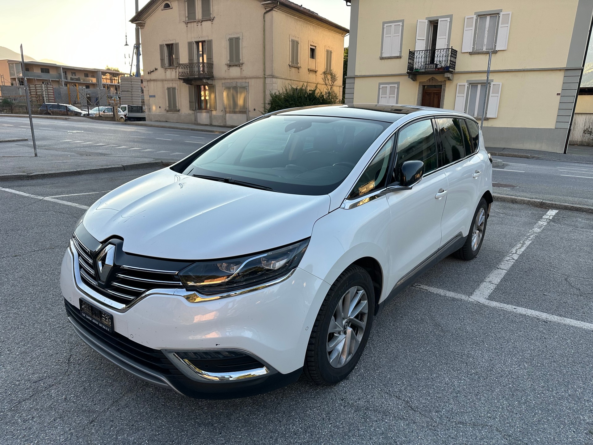 RENAULT Espace 1.6 dCi Intens EDC-image-0