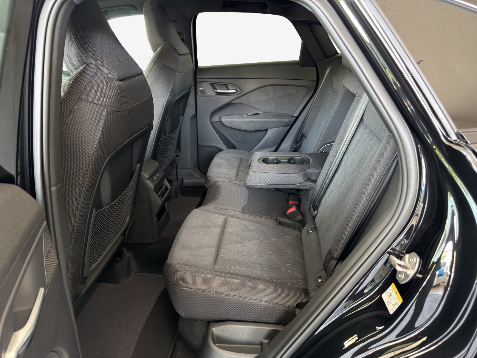 AUDI Q3 Sportback e-hybrid 200 kW S tronig-image-11