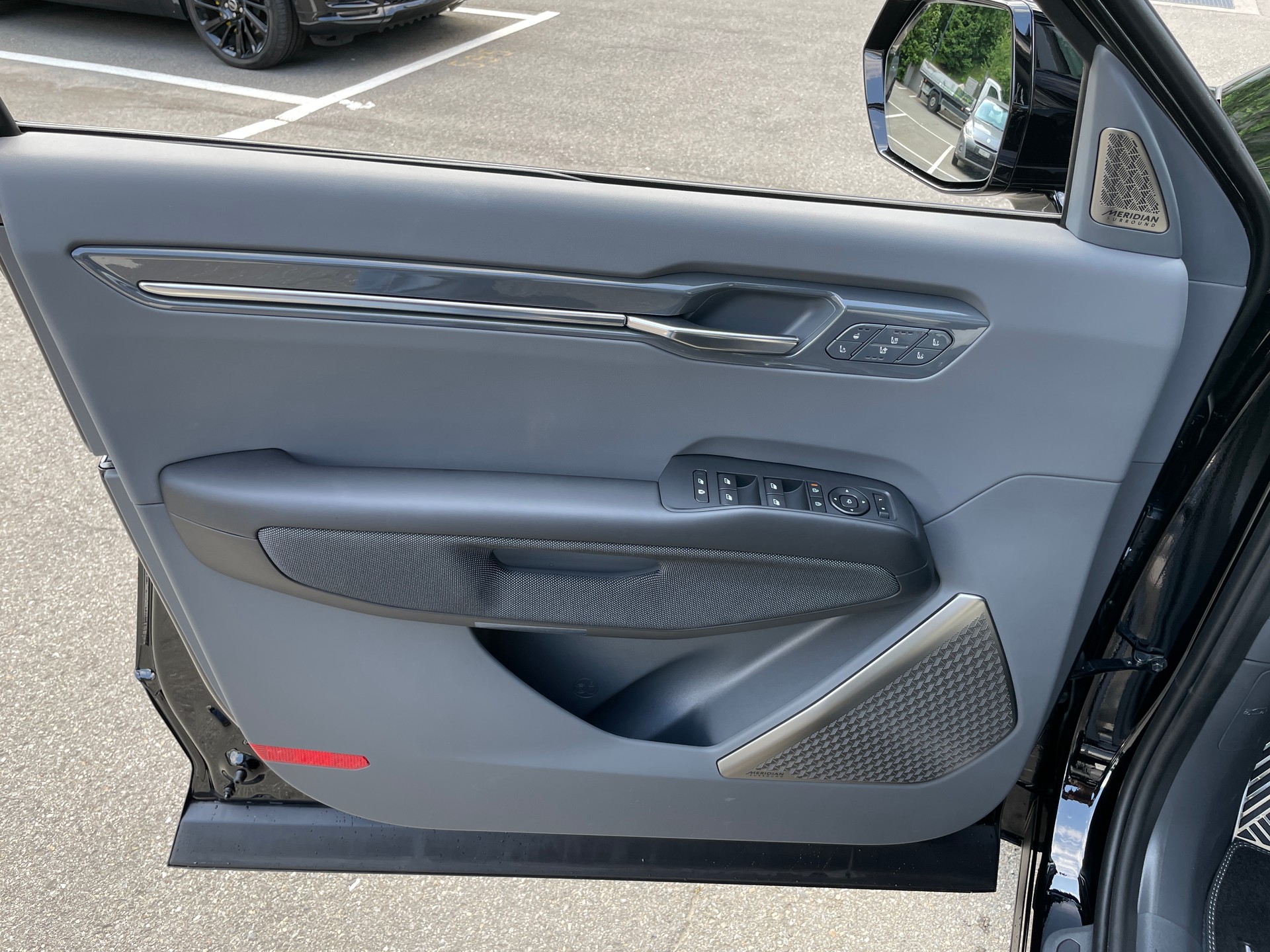 KIA EV9 99,8 kWh GT-Line 4x4, Panoramadach und 7-Sitzer-image-8