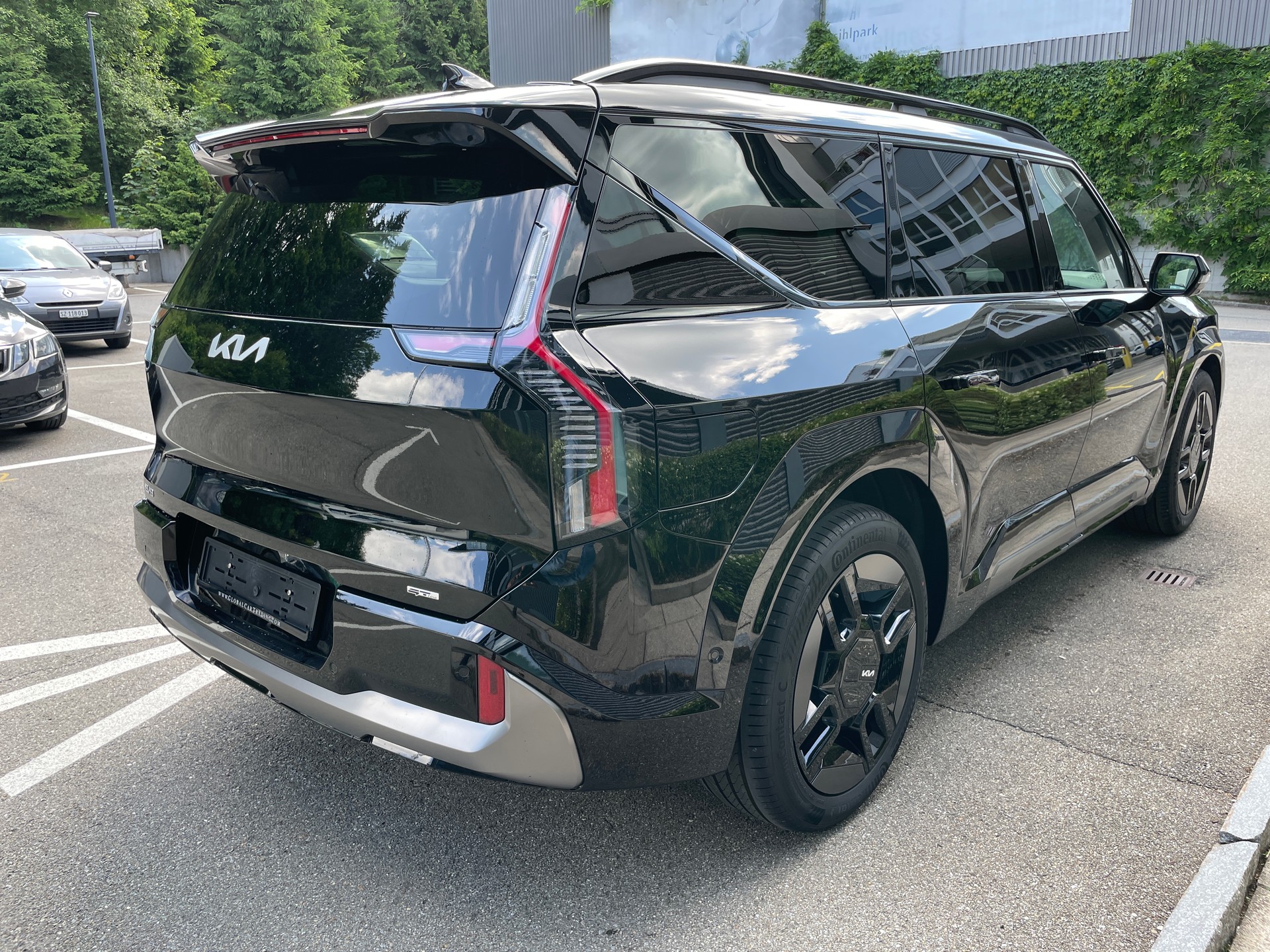 KIA EV9 99,8 kWh GT-Line 4x4, Panoramadach und 7-Sitzer-image-4