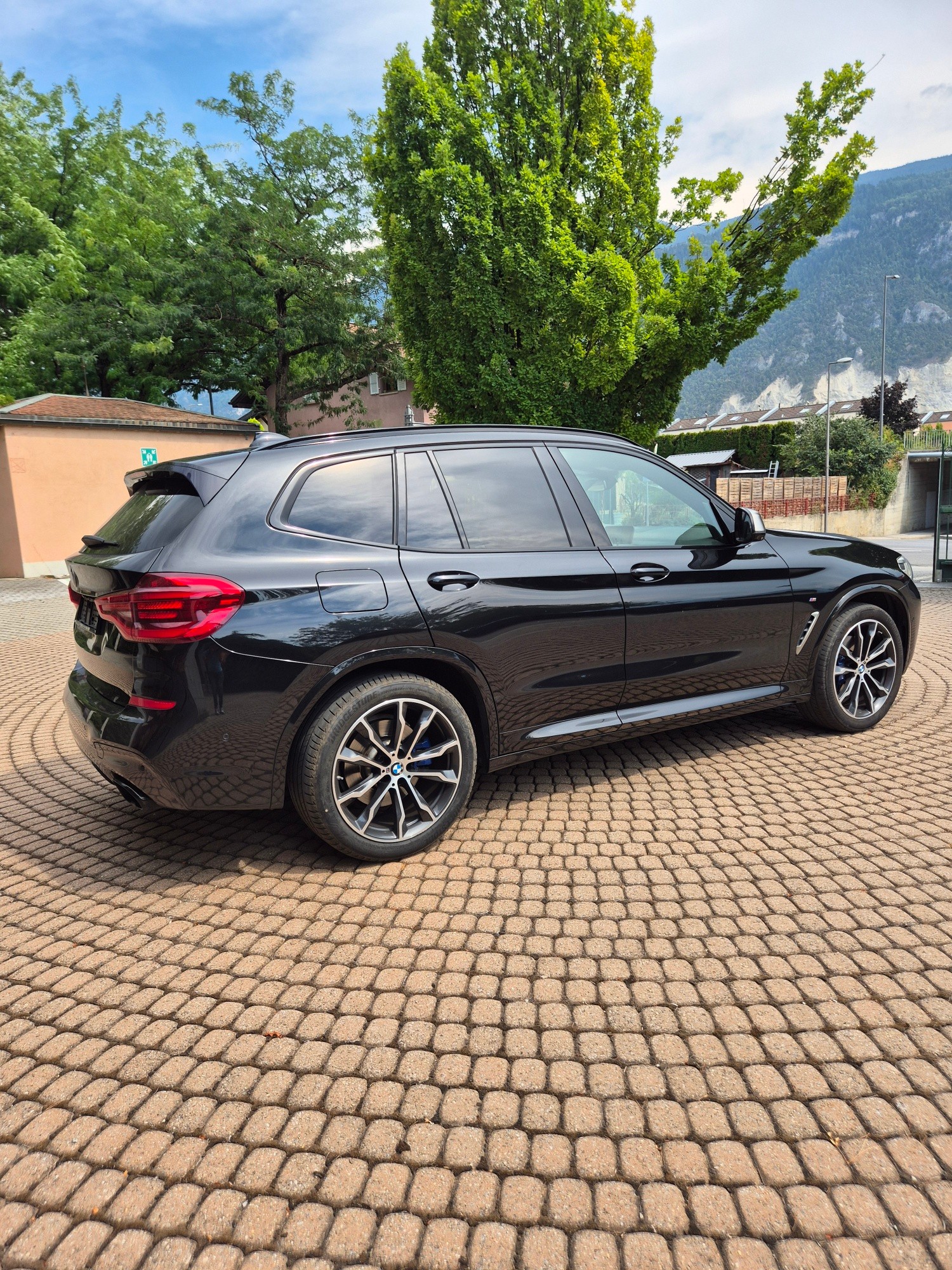 BMW X3 xDrive M40i-image-4