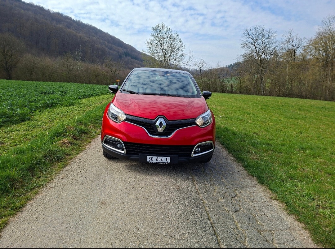 RENAULT Captur 1.2 T 16V Intens-image-2