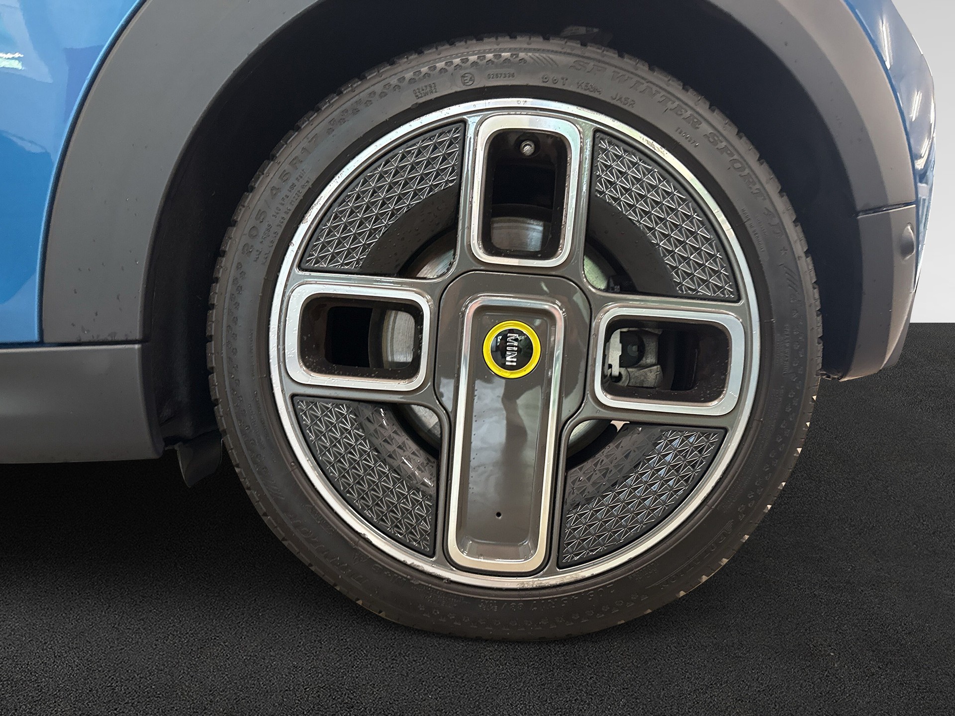 MINI Cooper SE-image-8