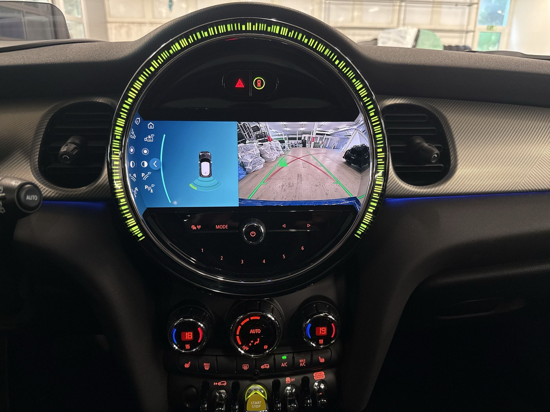 MINI Cooper SE-image-10