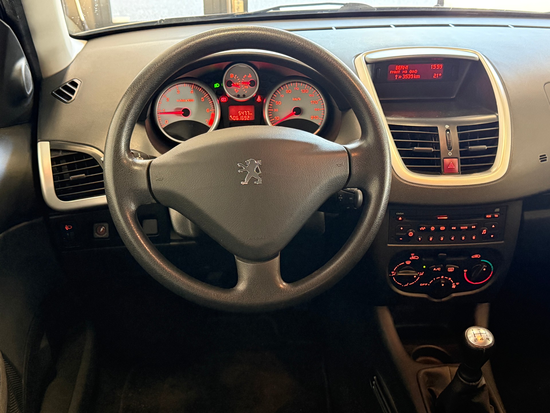 PEUGEOT 206+ 1.4 Trendy *Klima*-image-4