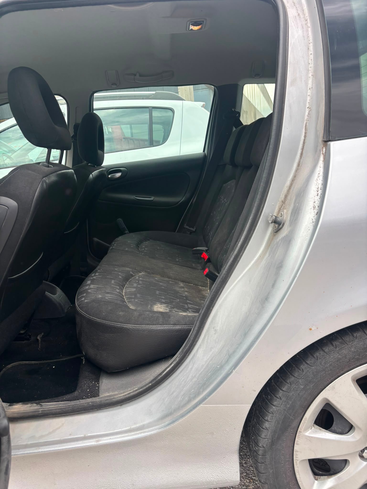 PEUGEOT 206 SW 1.6 16V XS-image-4