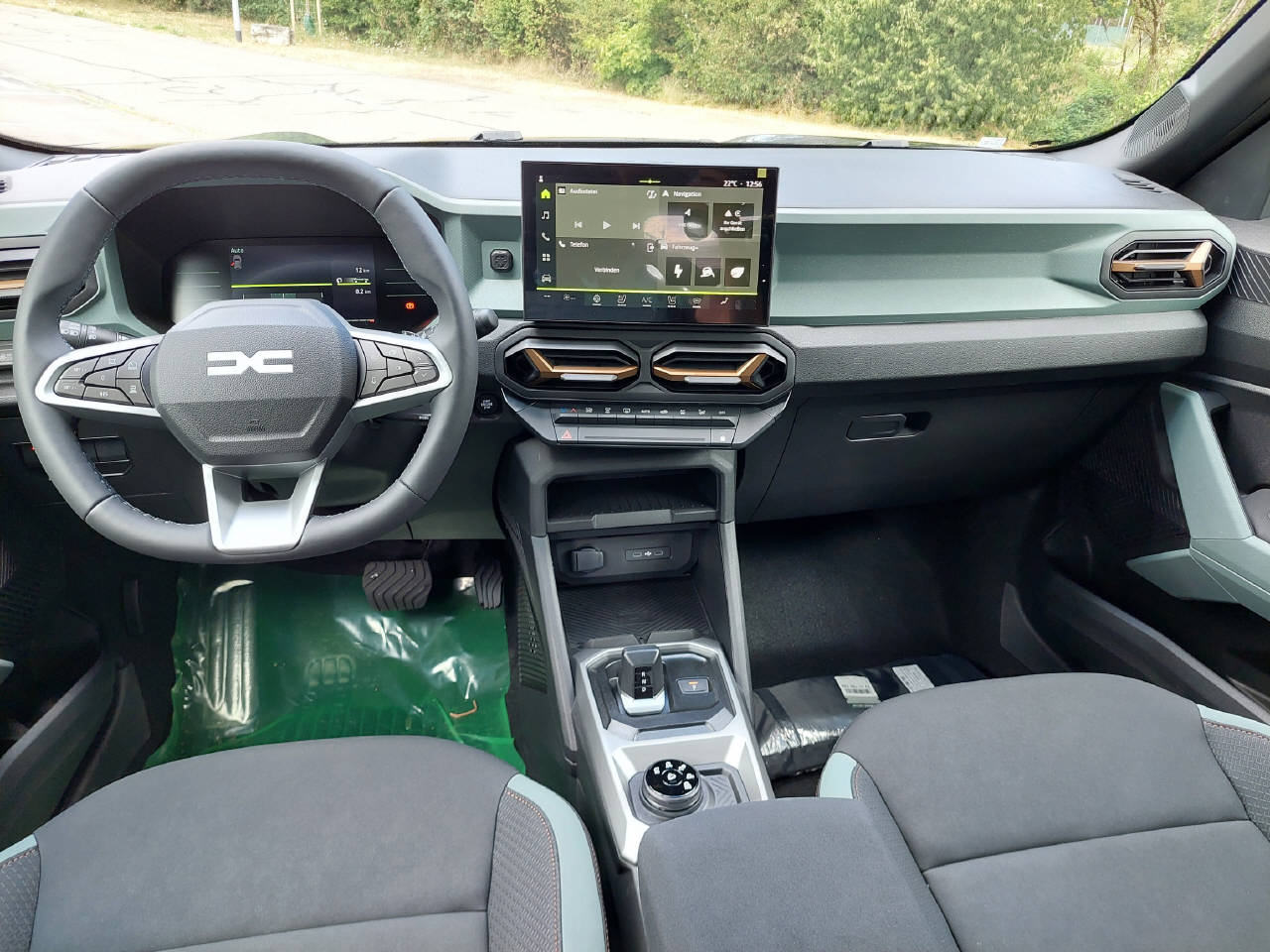 DACIA Duster 1.2 Hybrid Extreme 4WD-image-6