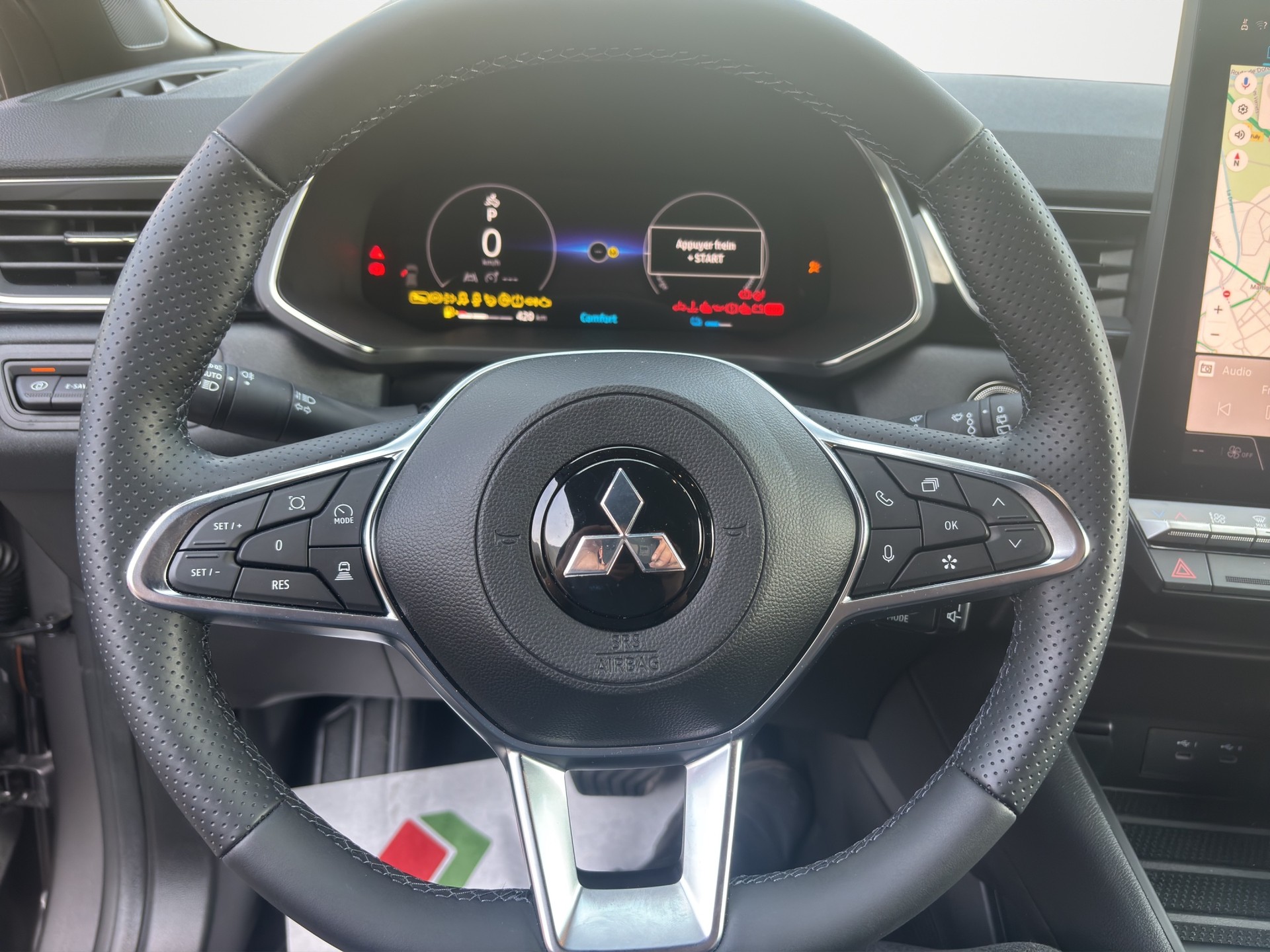 MITSUBISHI ASX 1.6 HEV Instyle-image-9