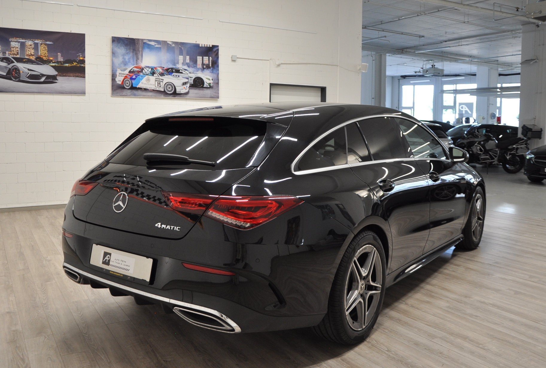 MERCEDES-BENZ CLA Shooting Brake 220 d 4Matic AMG Line-showroom-element-3