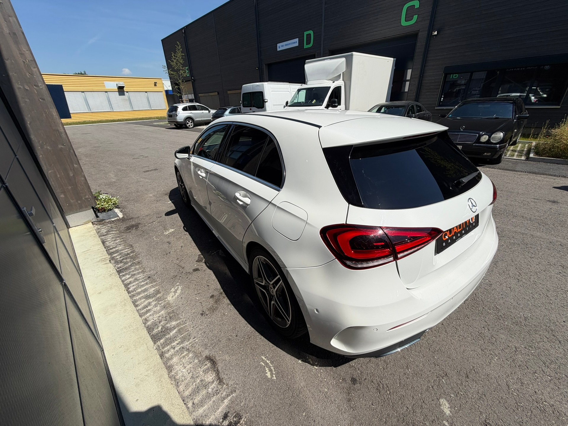 MERCEDES-BENZ AMG Line-image-6