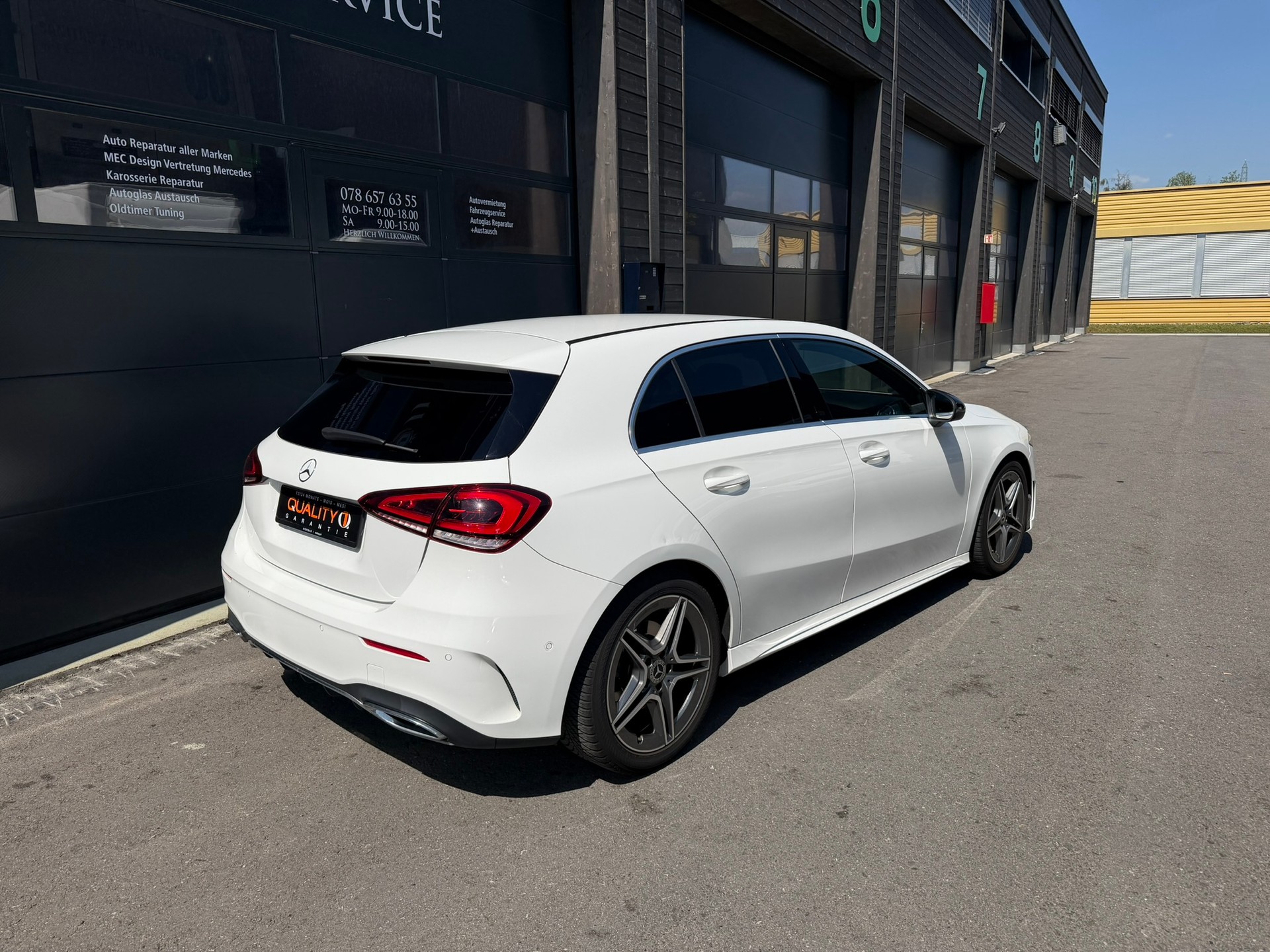 MERCEDES-BENZ AMG Line-image-2