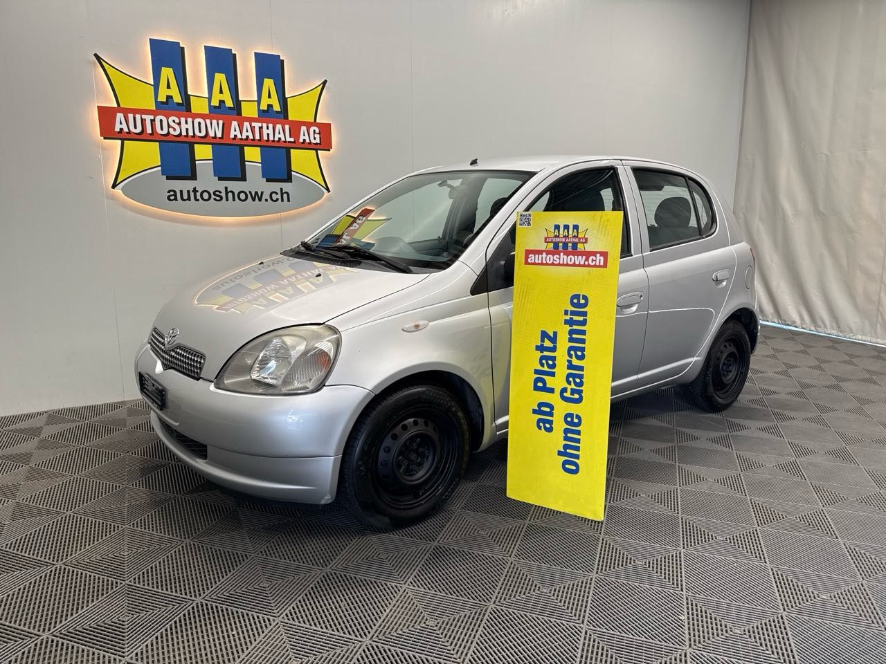 TOYOTA Yaris 1.3 Linea Luna-image-0