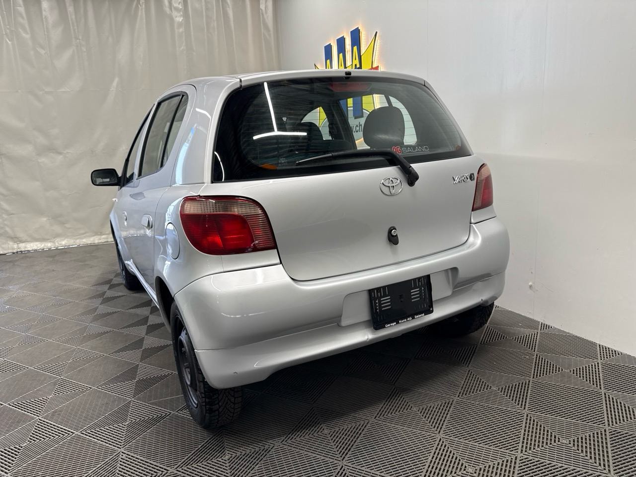 TOYOTA Yaris 1.3 Linea Luna-image-9