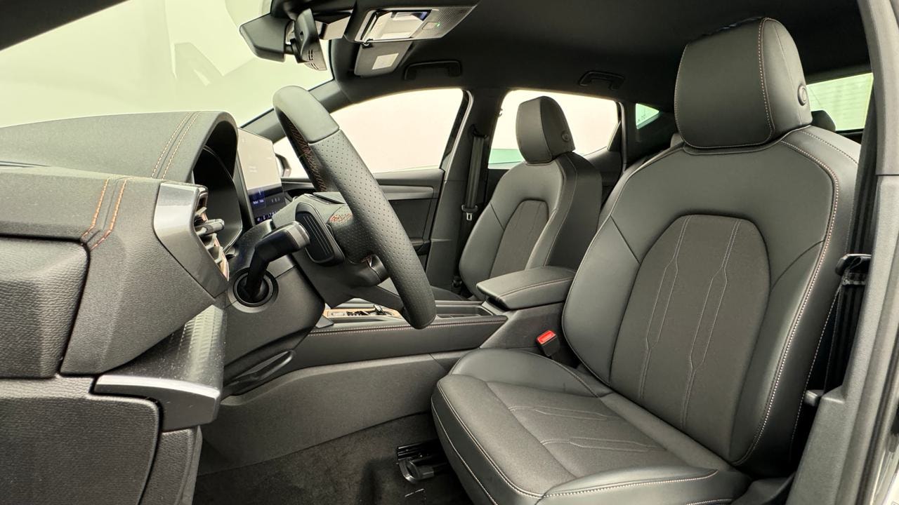 CUPRA LEON 1.5 e-HYBRID pHEV DSG-image-4