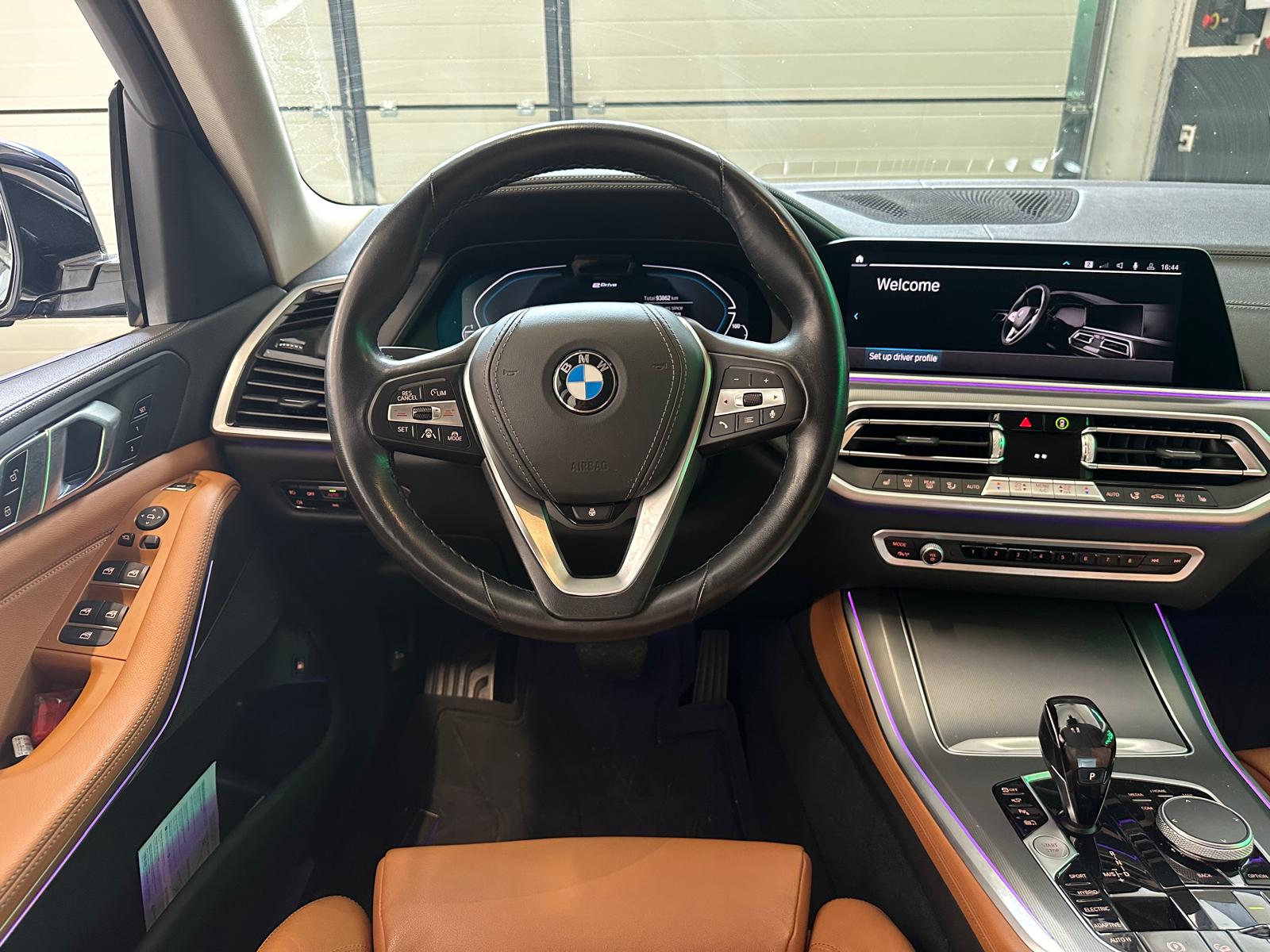 BMW X5 xDrive45e Steptronic-image-16