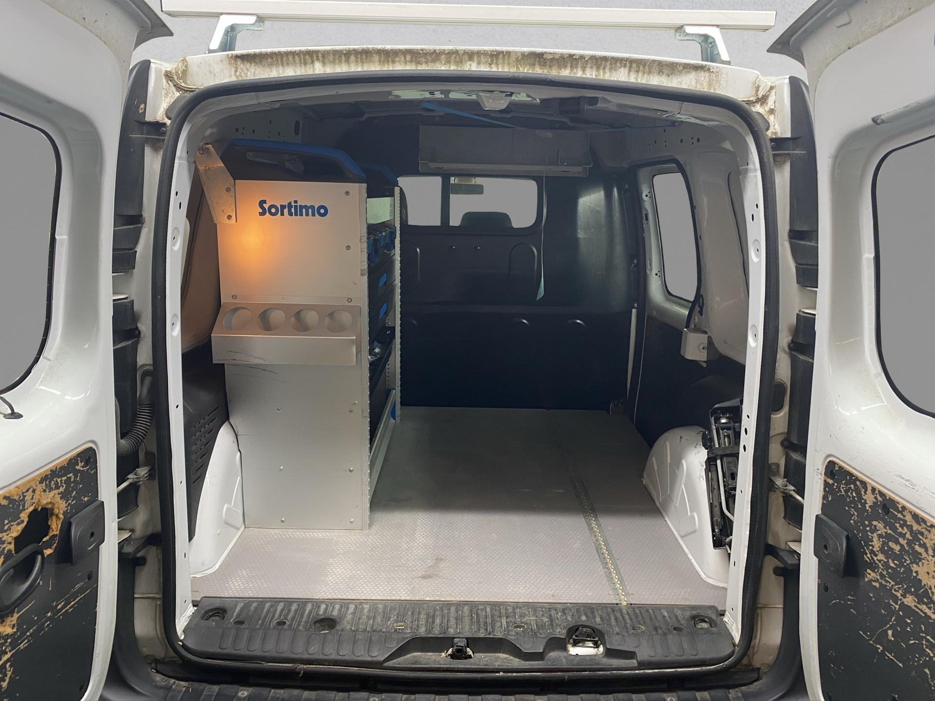 RENAULT Kangoo Medium dCi 95 ENERGY Business-image-23
