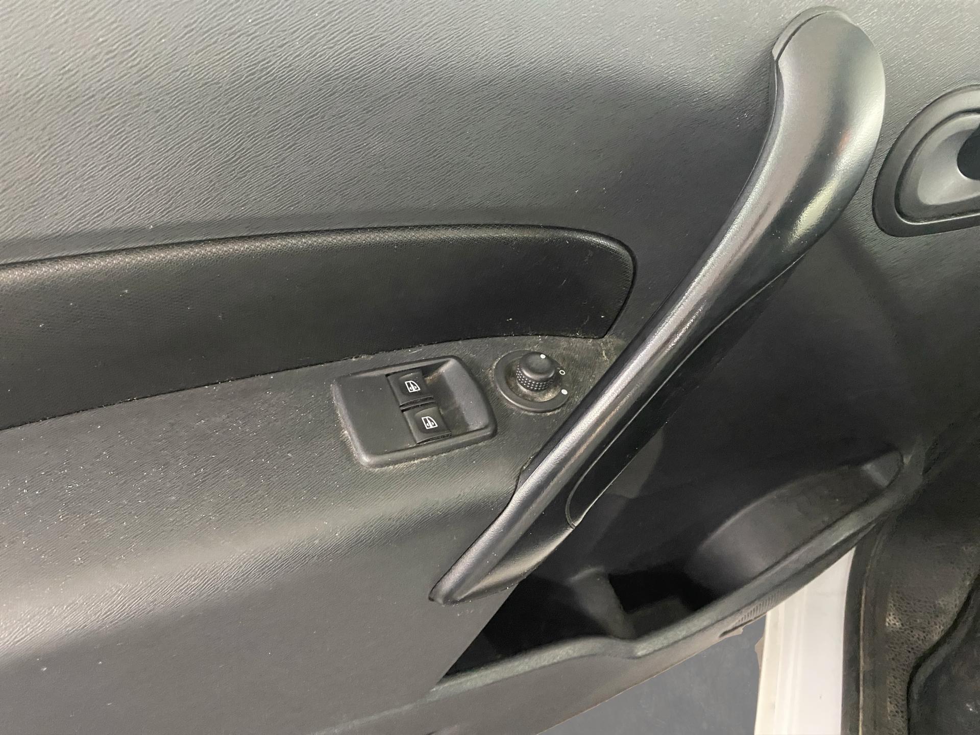 RENAULT Kangoo Medium dCi 95 ENERGY Business-image-19