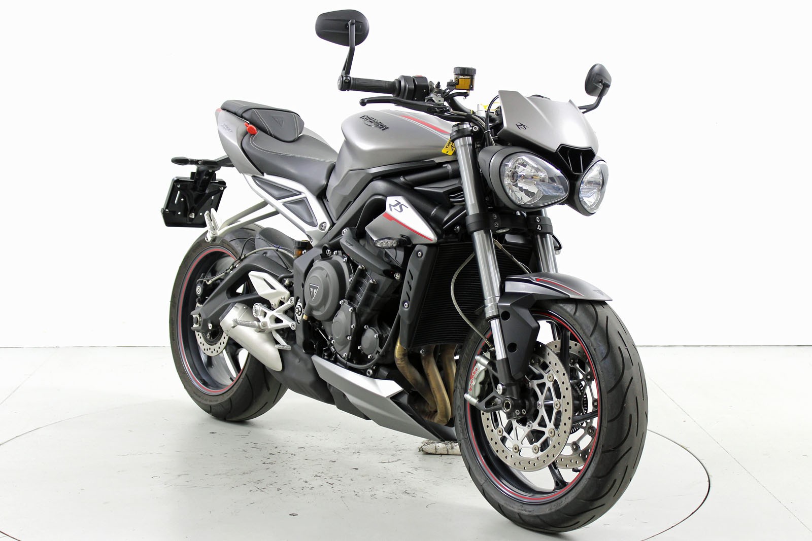 TRIUMPH Street Trip. RS ABS-showroom-element-1