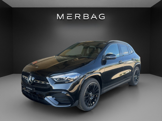MERCEDES-BENZ GLA 200 Night Star 7G-D