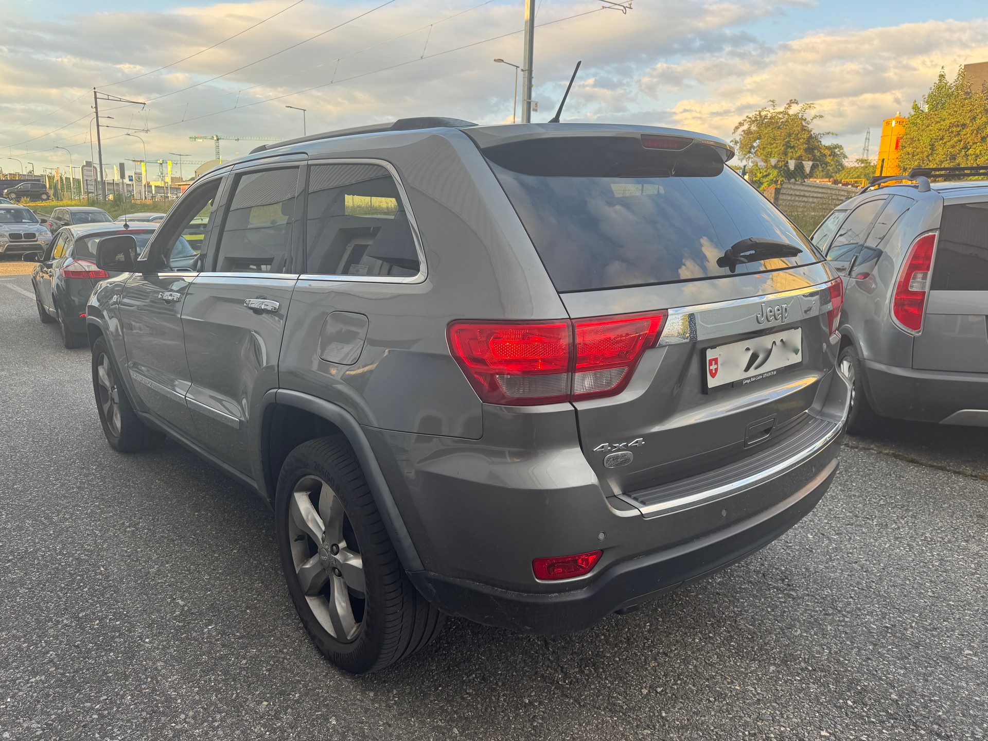JEEP Grand Cherokee 3.6 V6 Limited Automatic-image-5