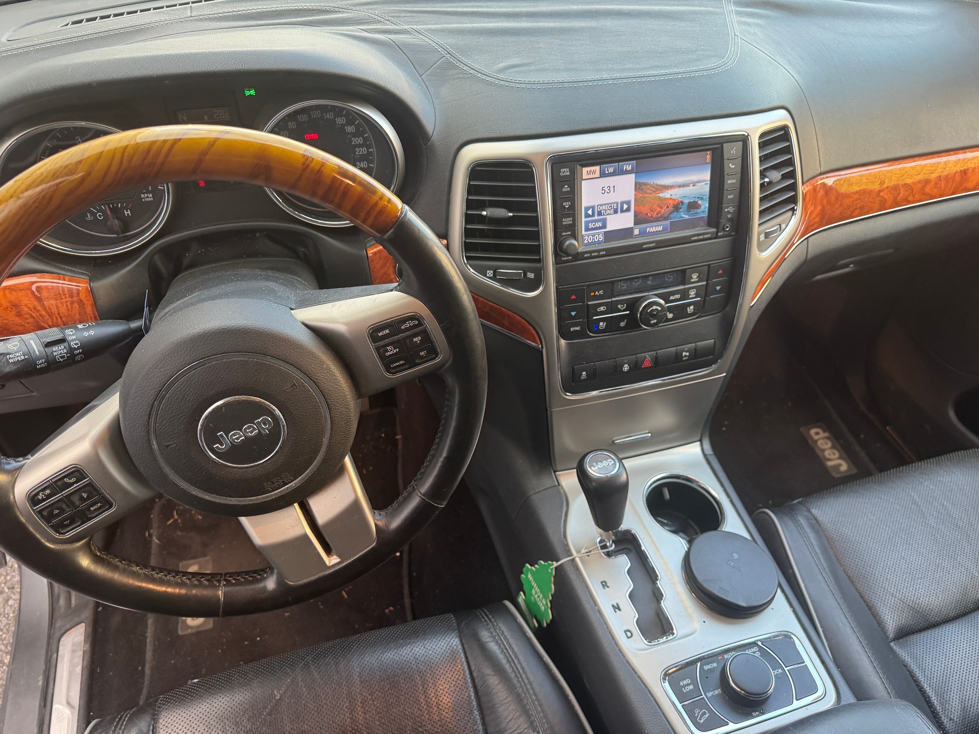 JEEP Grand Cherokee 3.6 V6 Limited Automatic-image-10