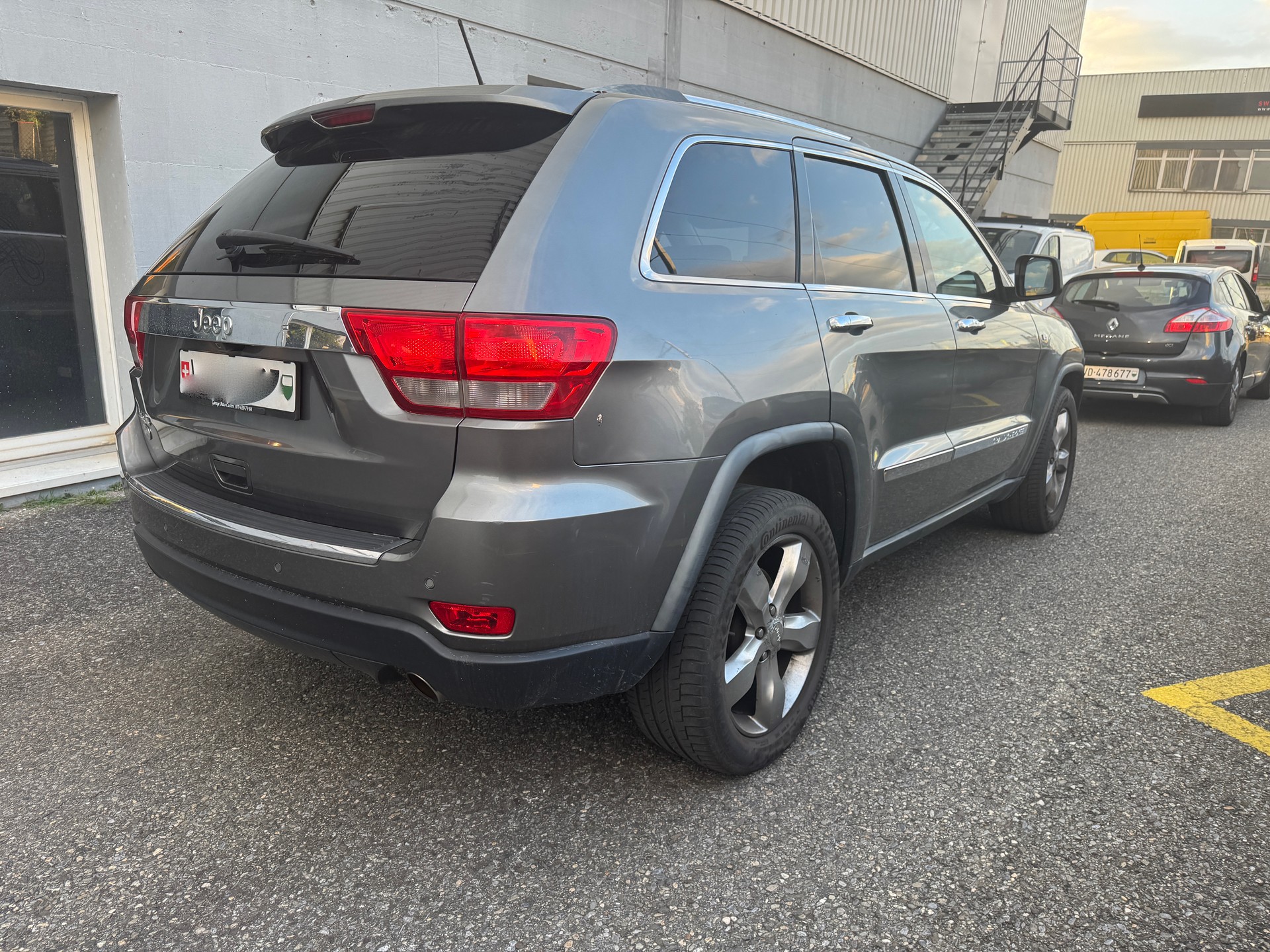 JEEP Grand Cherokee 3.6 V6 Limited Automatic-image-7