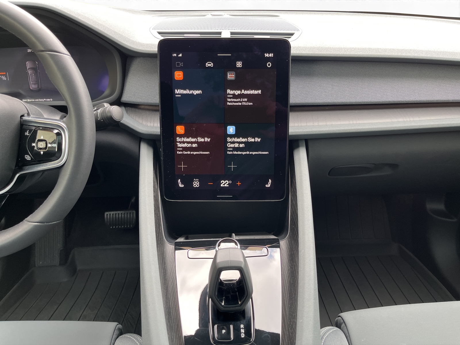 POLESTAR Polestar 2 Long Range Dual 78 kWh MY23-image-9