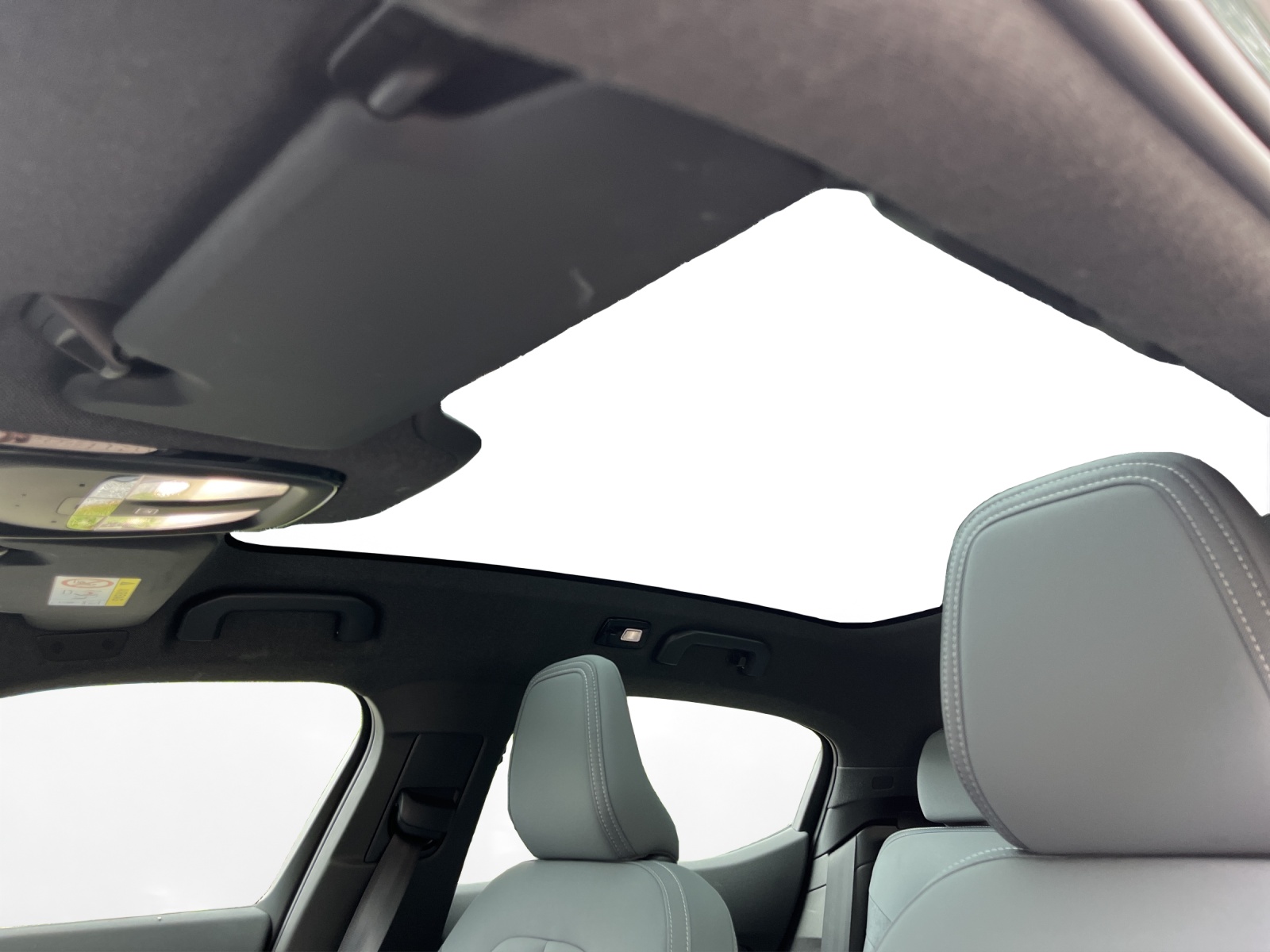 POLESTAR Polestar 2 Long Range Dual 78 kWh MY23-image-11