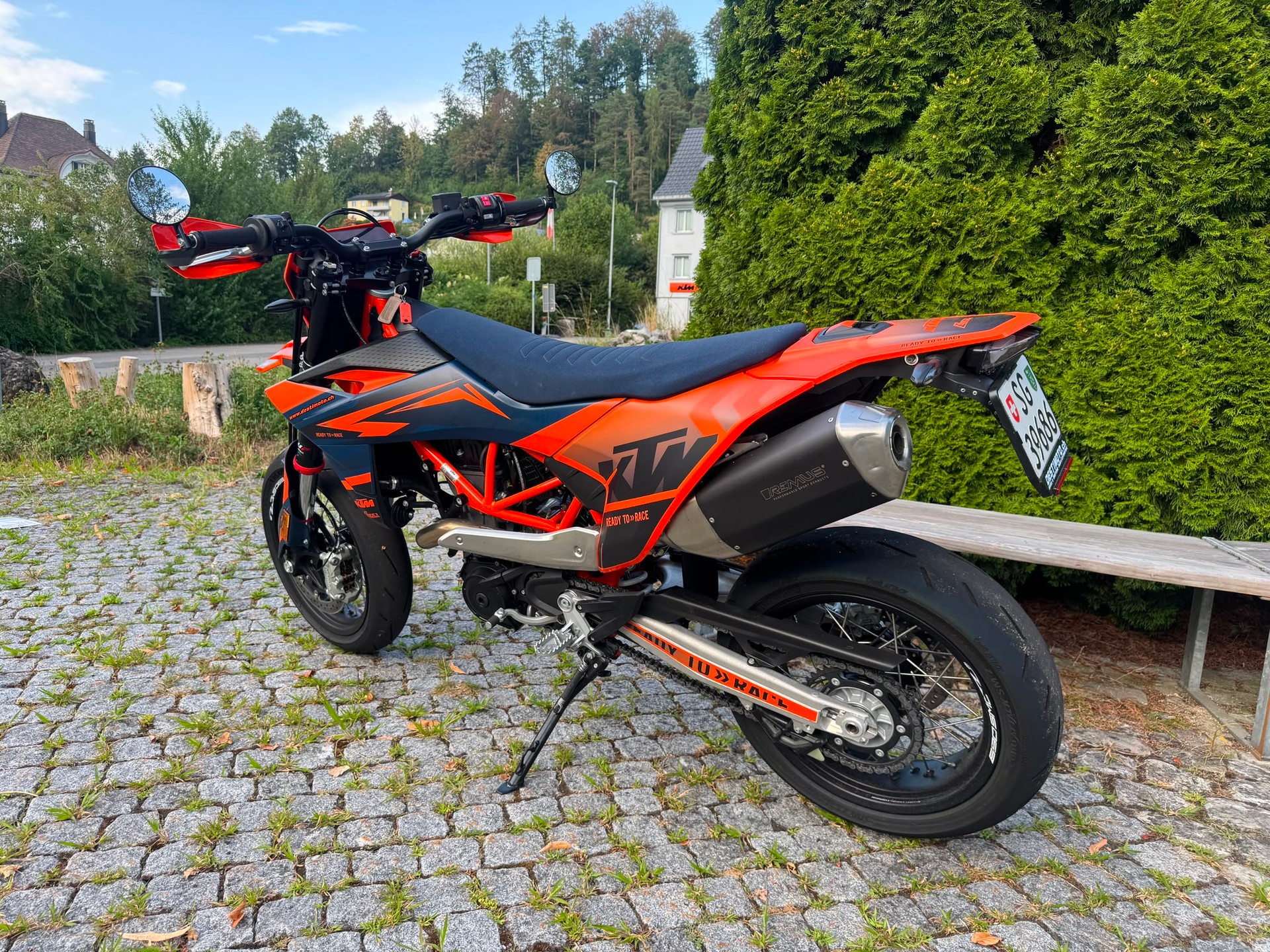 KTM 690 Enduro R-image-6