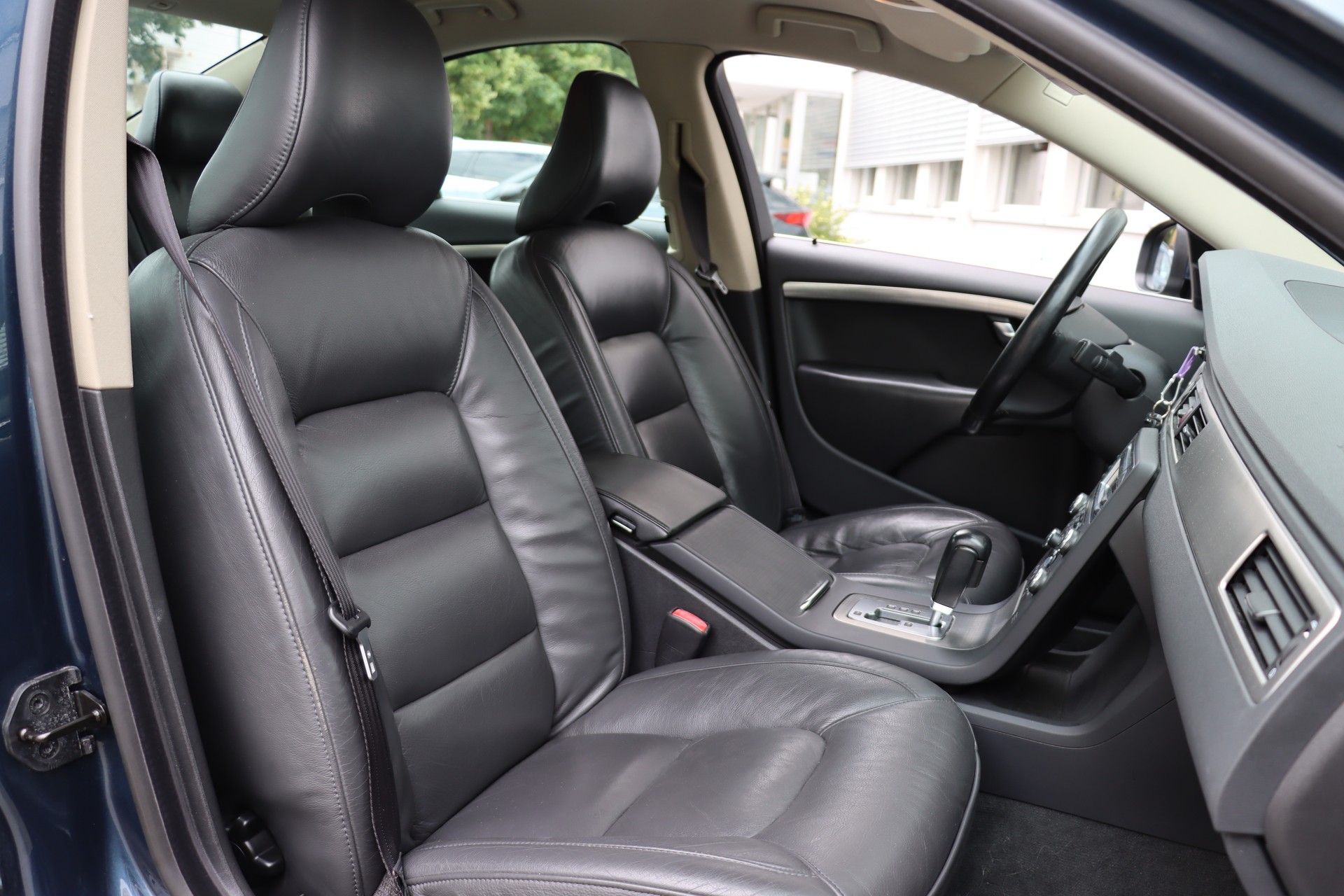VOLVO S80 T6 AWD Summum Geartronic-image-5
