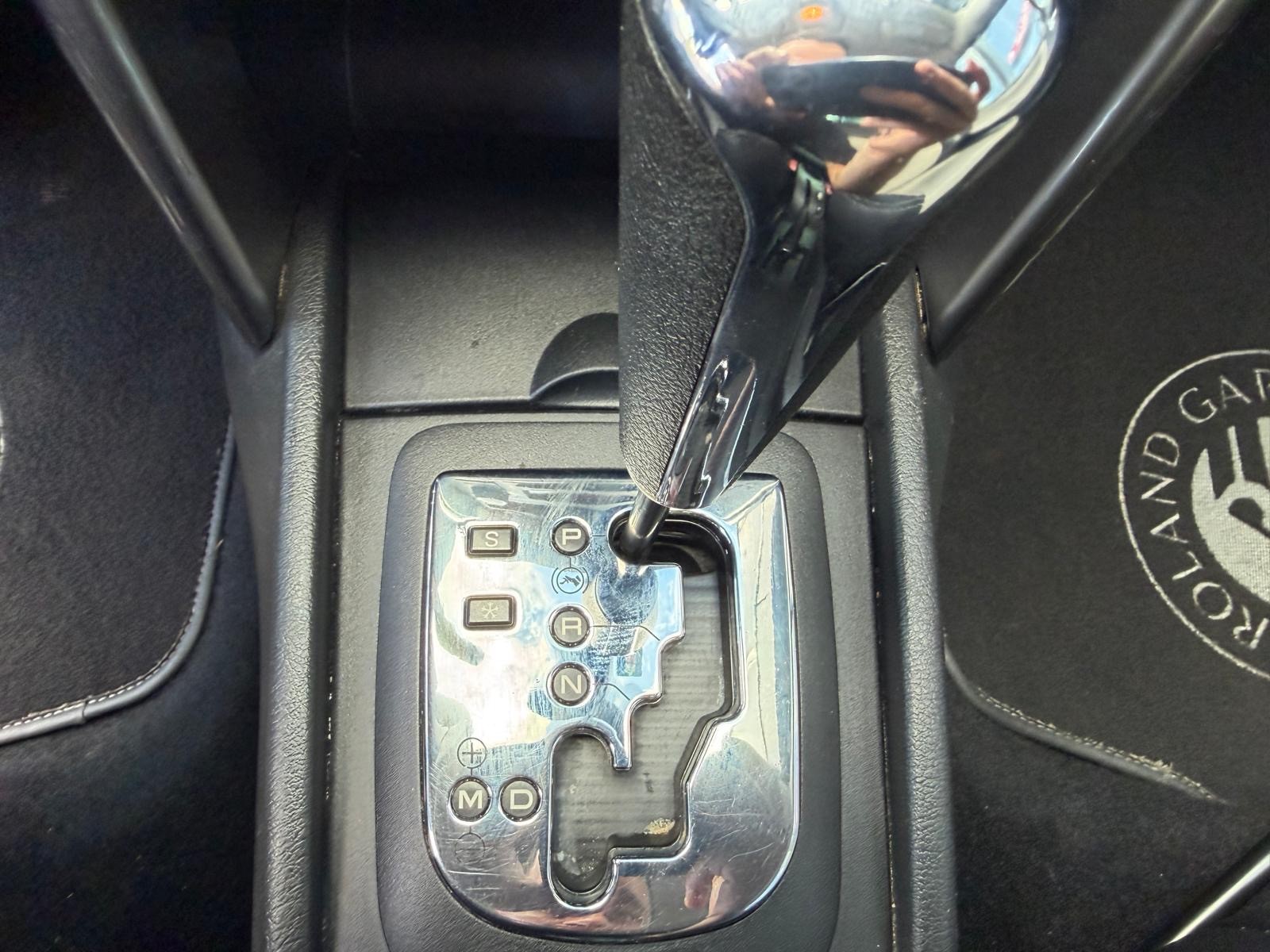 PEUGEOT 207 CC 1.6 16V Roland Garros Automatic-image-8