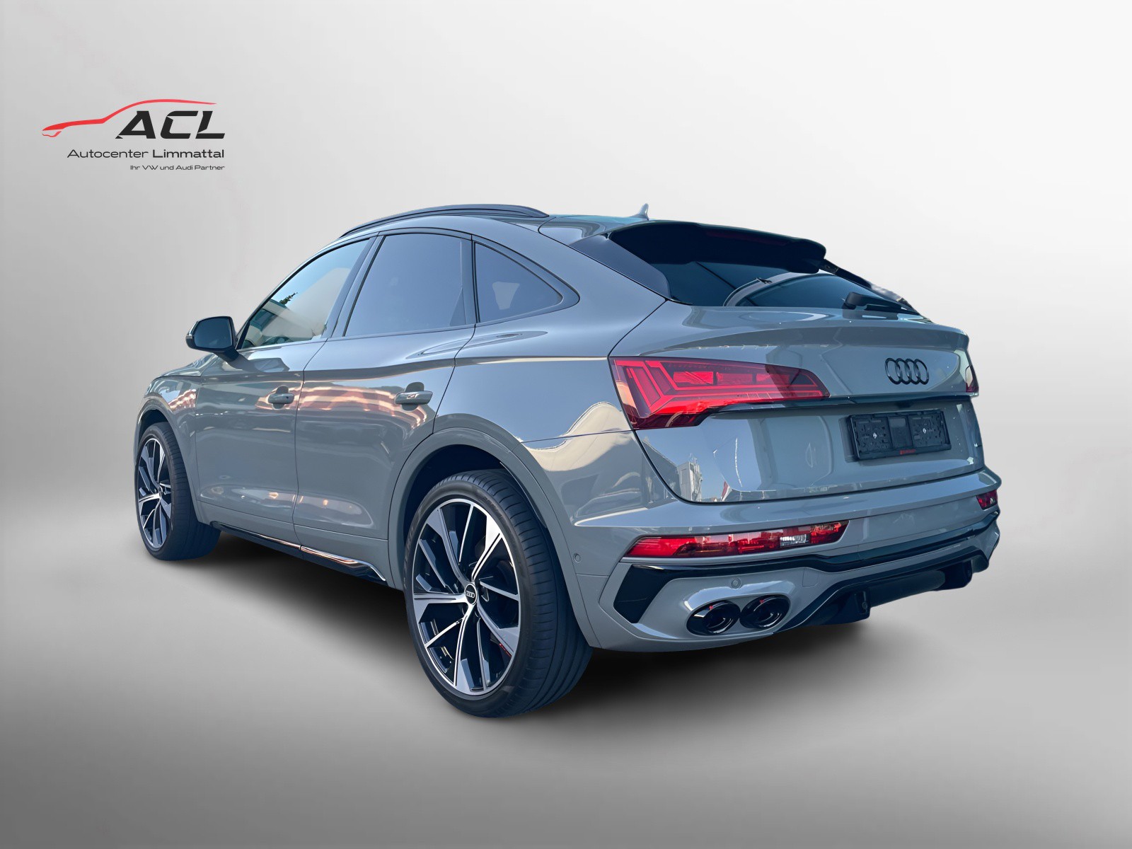 AUDI Q5 Sportback 45 TFSI S line quattro S-tronic-image-7