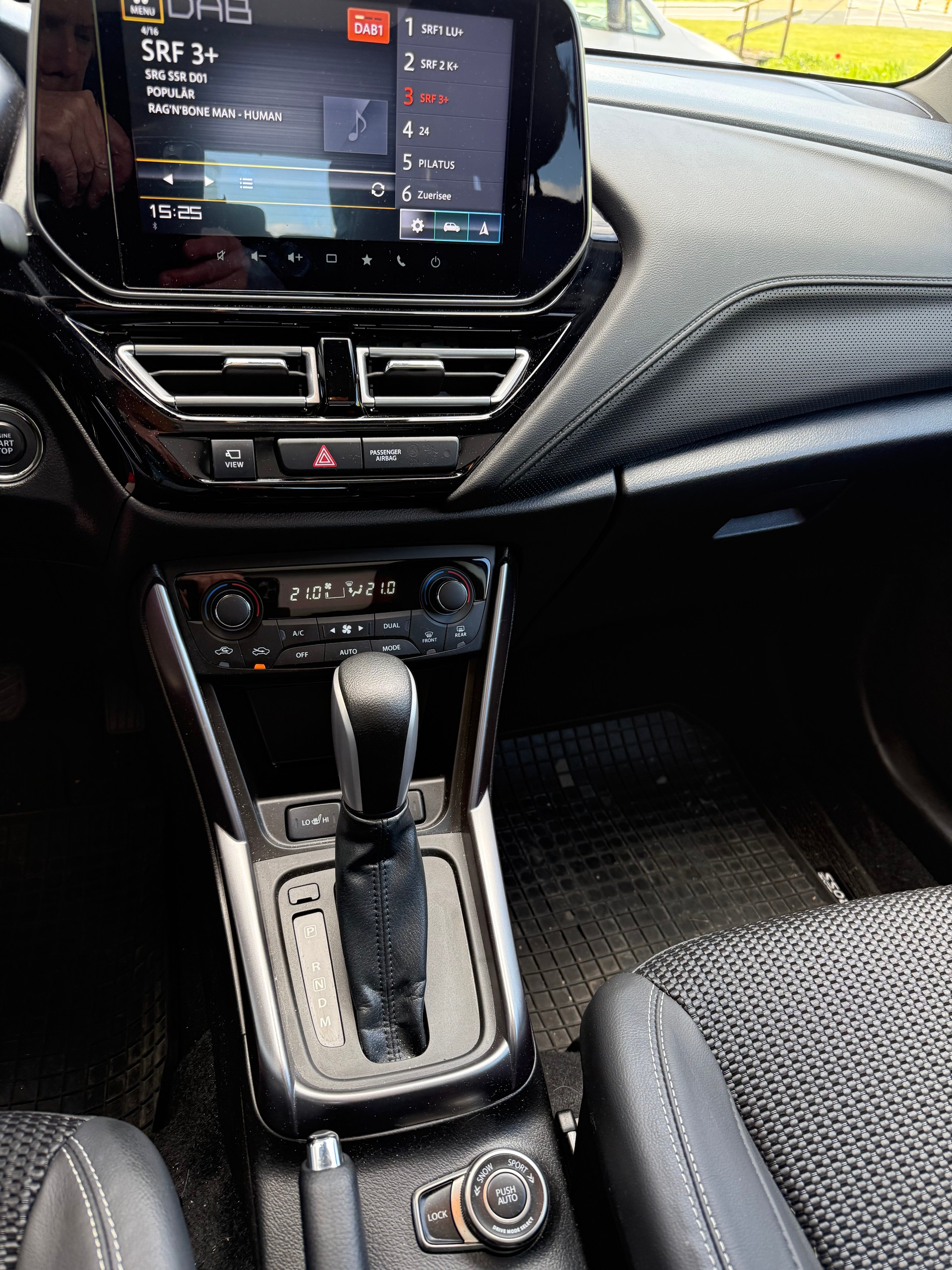 SUZUKI SX4 S-Cross 1.4 16V Compact Top Hybrid 4WD Automatic-image-7