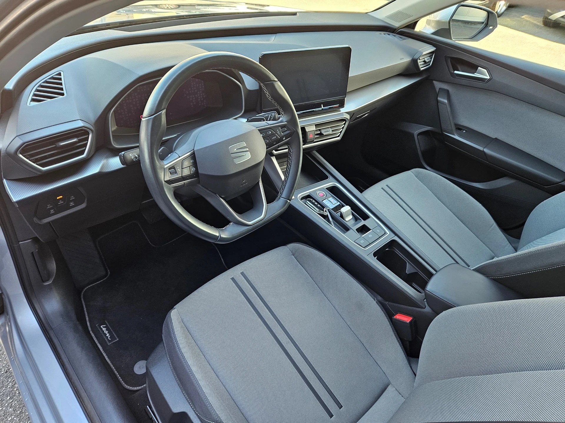 SEAT Leon ST 2.0 TDI EVO DSG Style-image-4