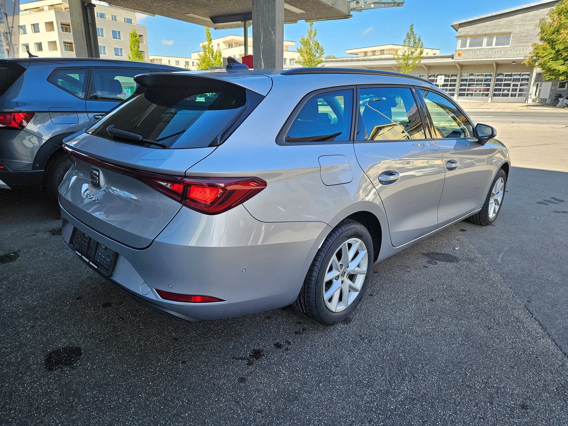 SEAT Leon ST 2.0 TDI EVO DSG Style-image-1