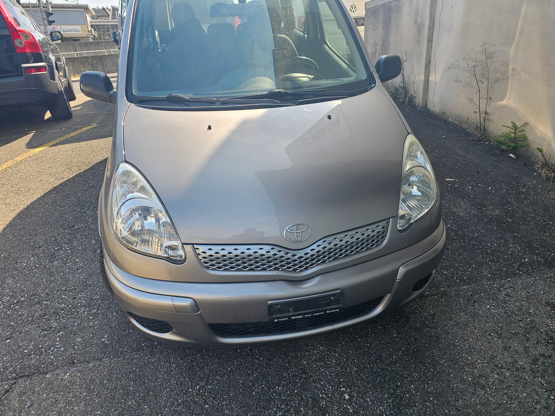 TOYOTA Yaris Verso 1.3 Linea Sol-image-1