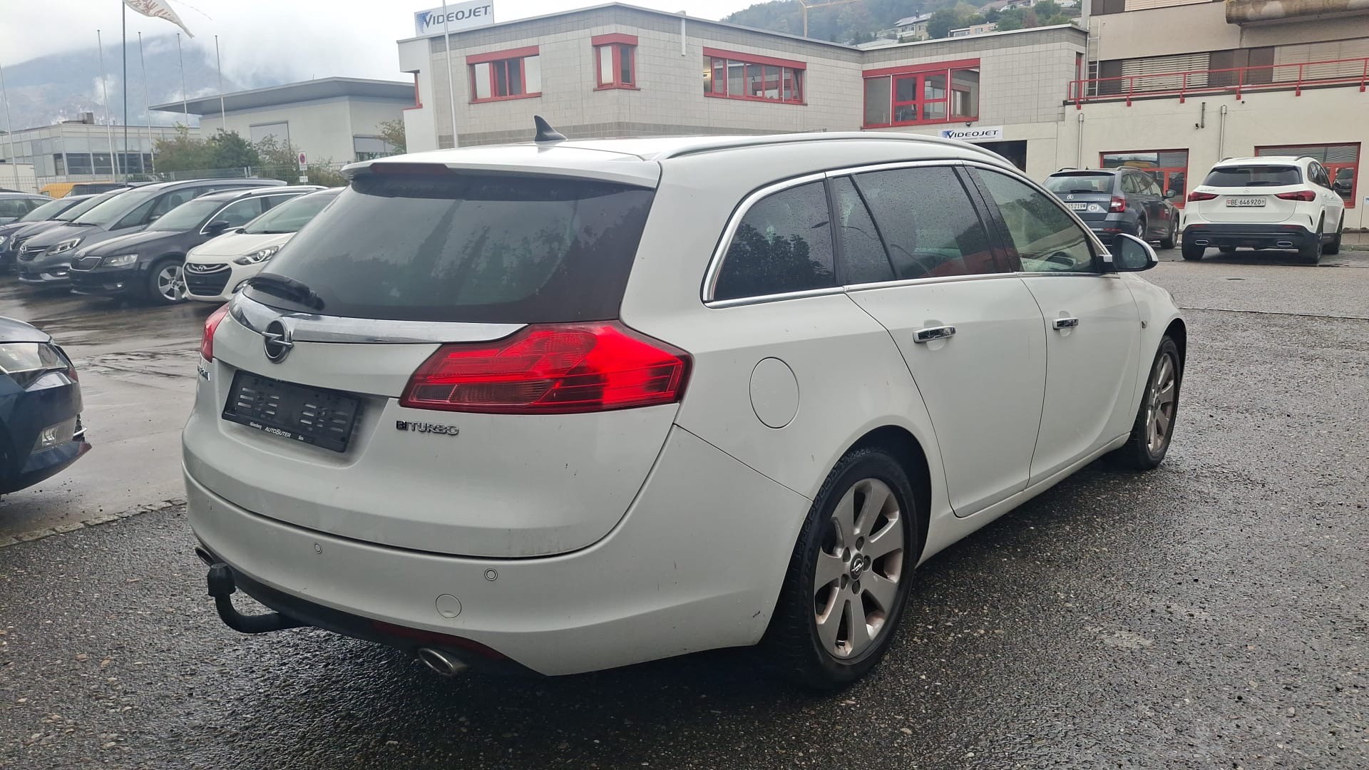 OPEL Insignia Sports Tourer 2.0 CDTI Sport Automatic-image-4