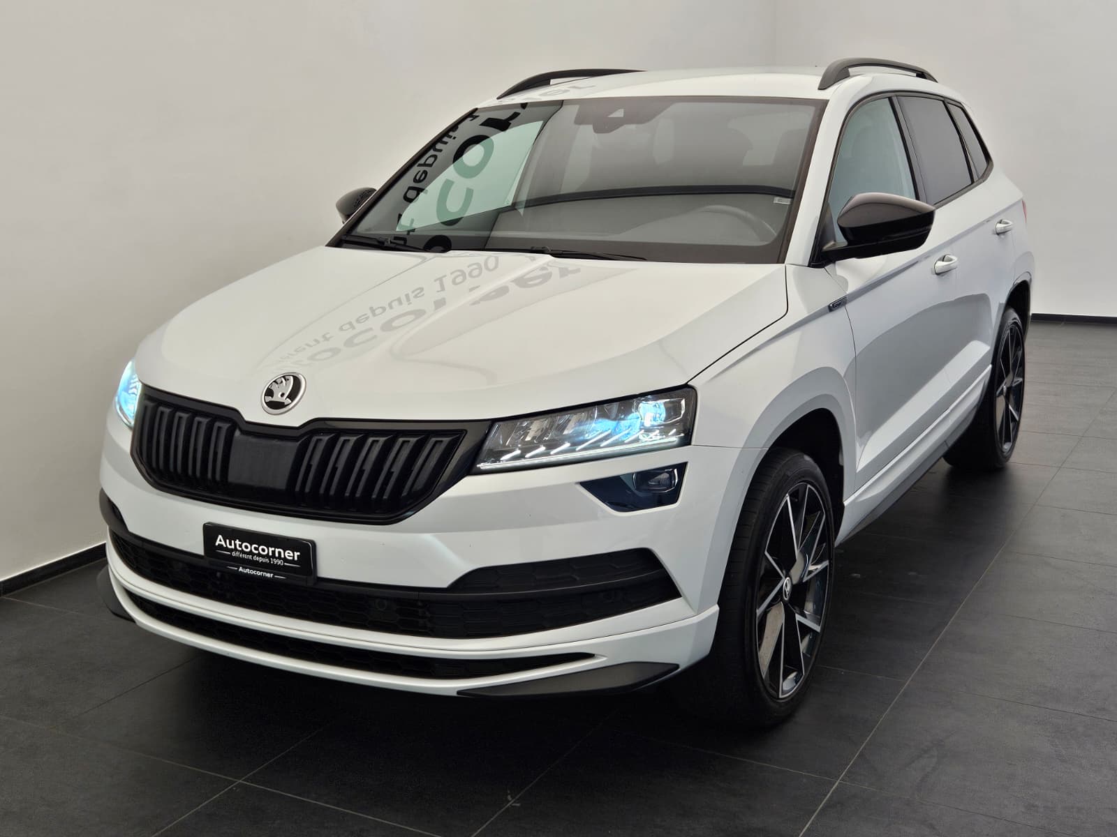 SKODA Karoq 2.0 TSI SportLine 4x4 DSG-showroom-element-2