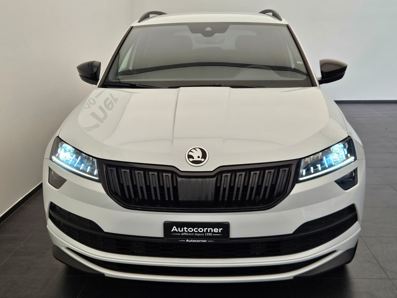 SKODA Karoq 2.0 TSI SportLine 4x4 DSG-showroom-element-3
