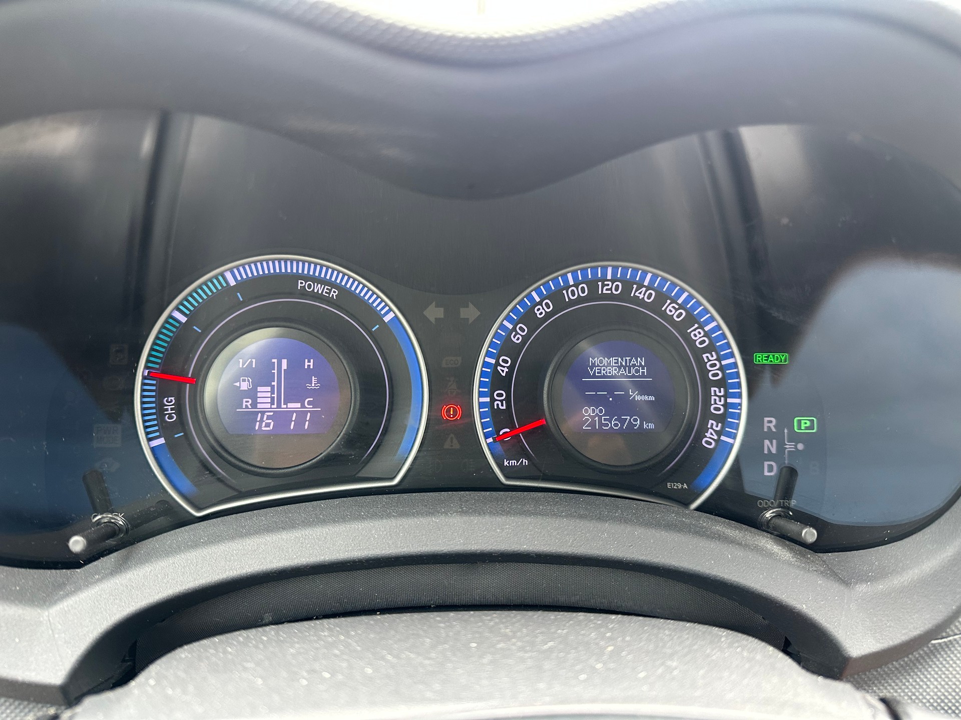 TOYOTA Auris 1.8 16V HSD Linea Sol-image-9