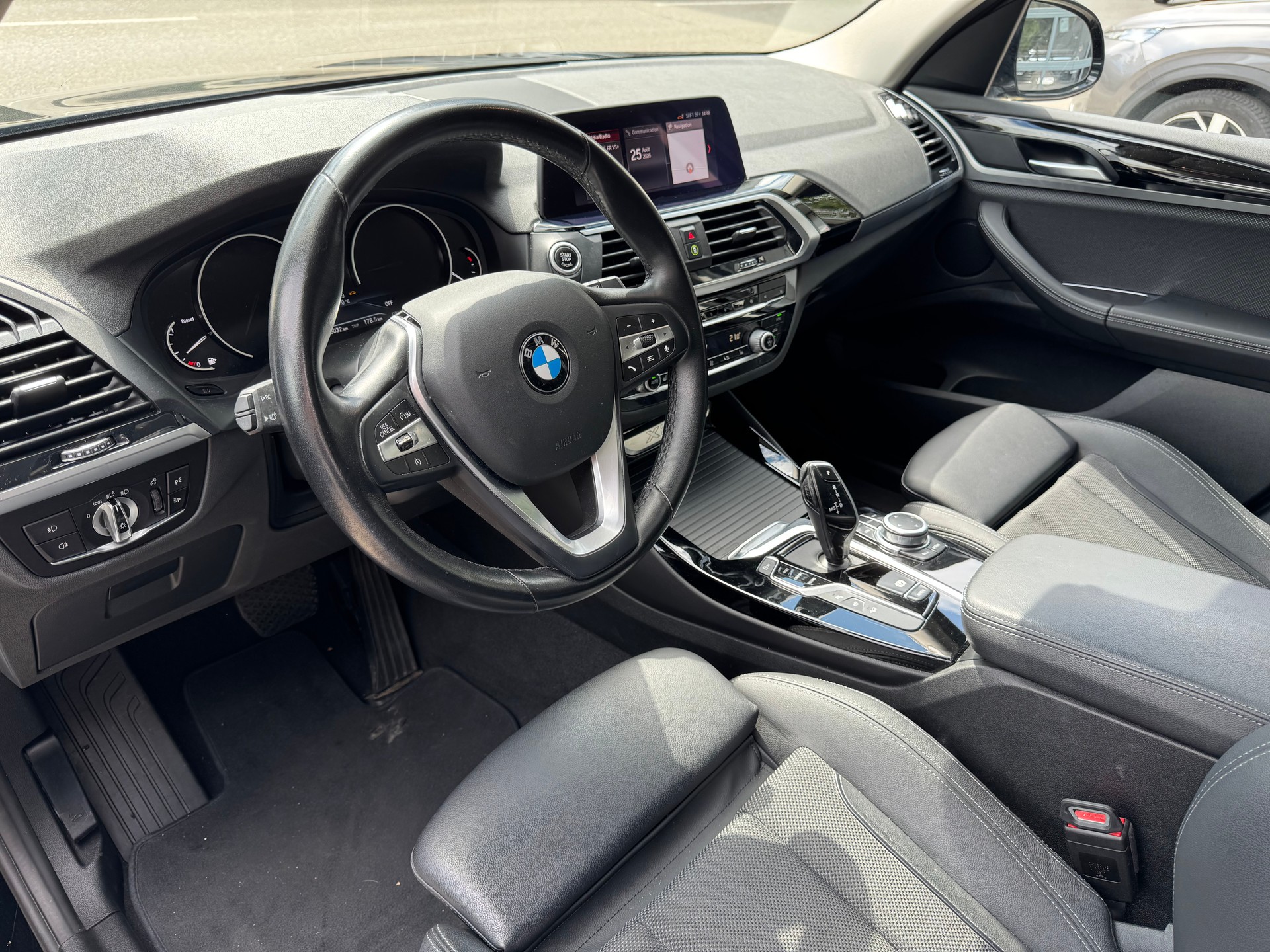 BMW X3 xDrive 48V 20d Luxury Line Steptronic-image-6