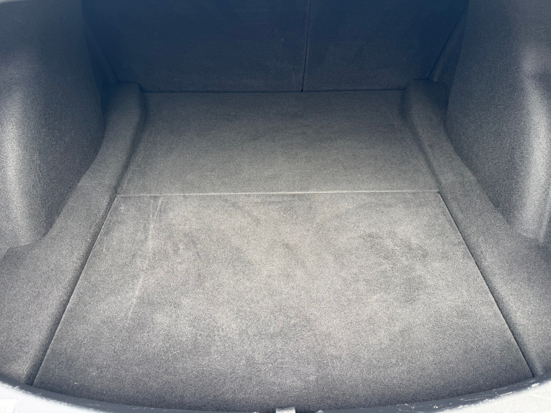 TESLA Model 3 Long Range Dual Motor AWD-image-30