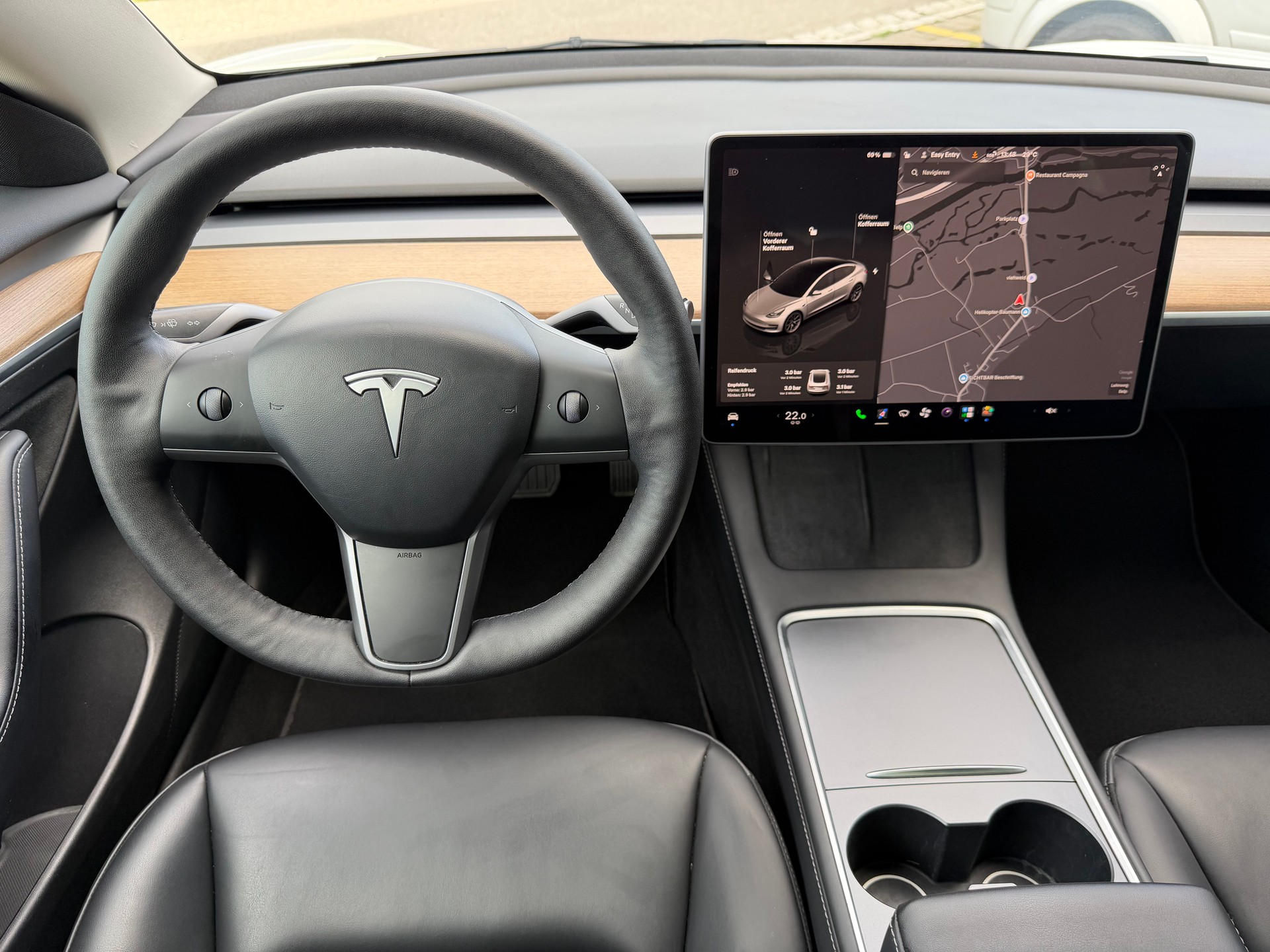 TESLA Model 3 Long Range Dual Motor AWD-image-19