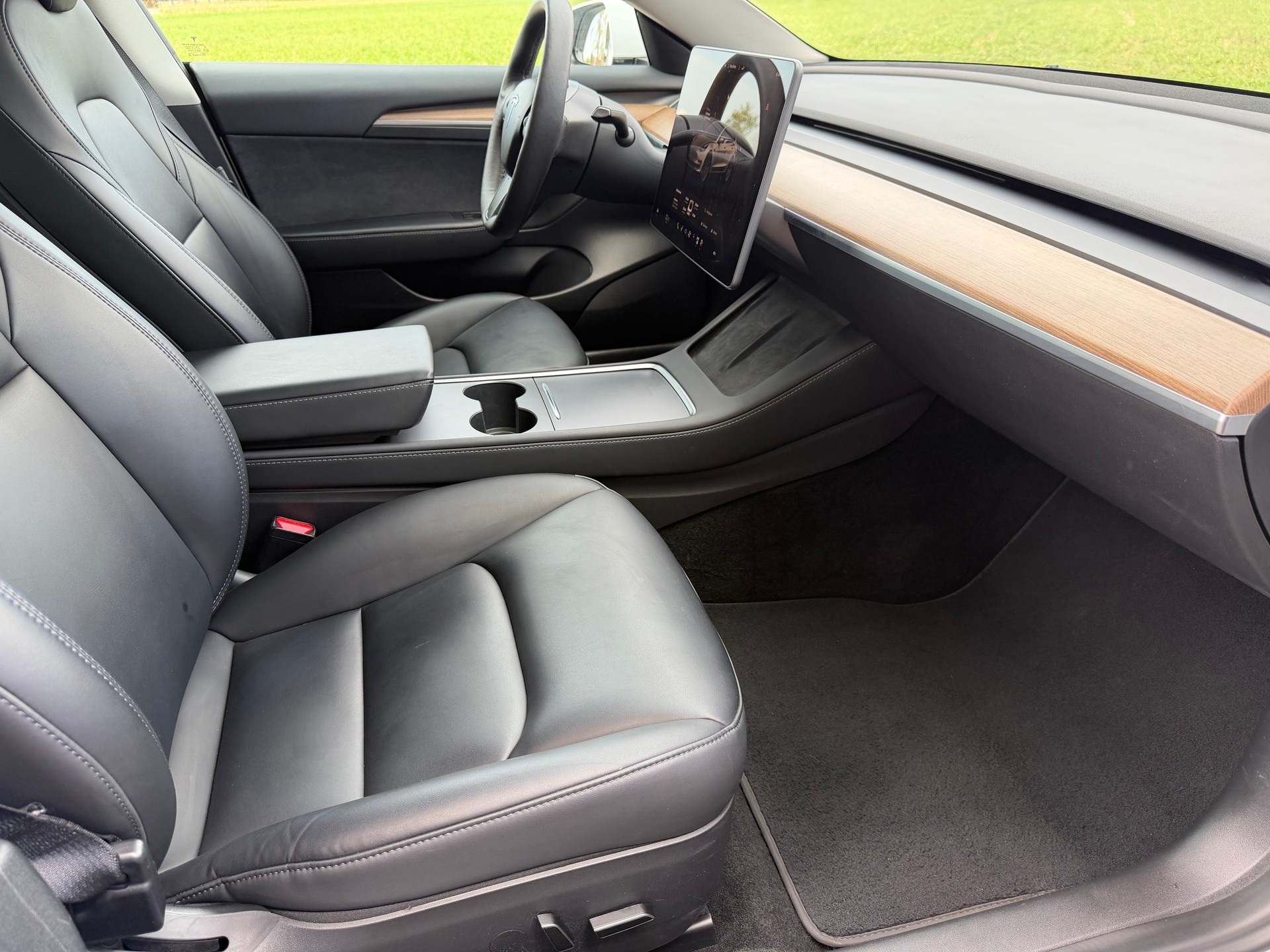TESLA Model 3 Long Range Dual Motor AWD-image-15