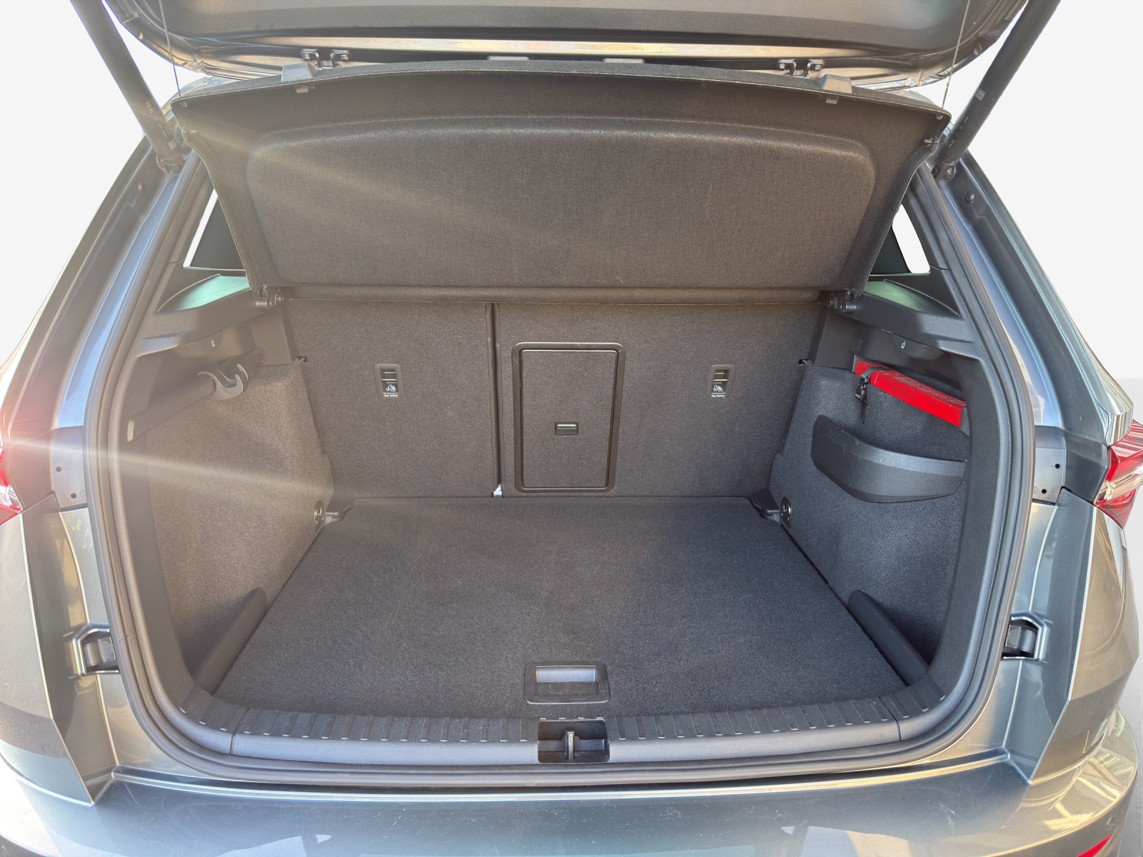 SKODA Karoq 1.5 TSI SportLine DSG-image-12