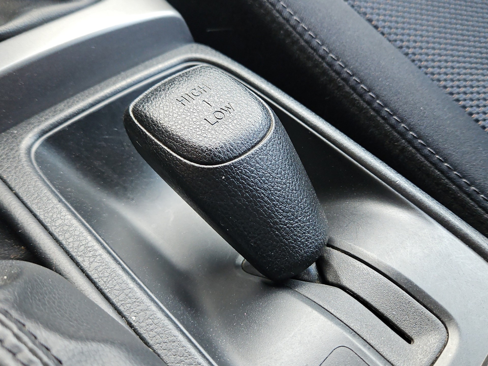 SUBARU Forester 2.0X Swiss manuelles Getriebe mit Untersetzung und Anhängerkupplung-image-15