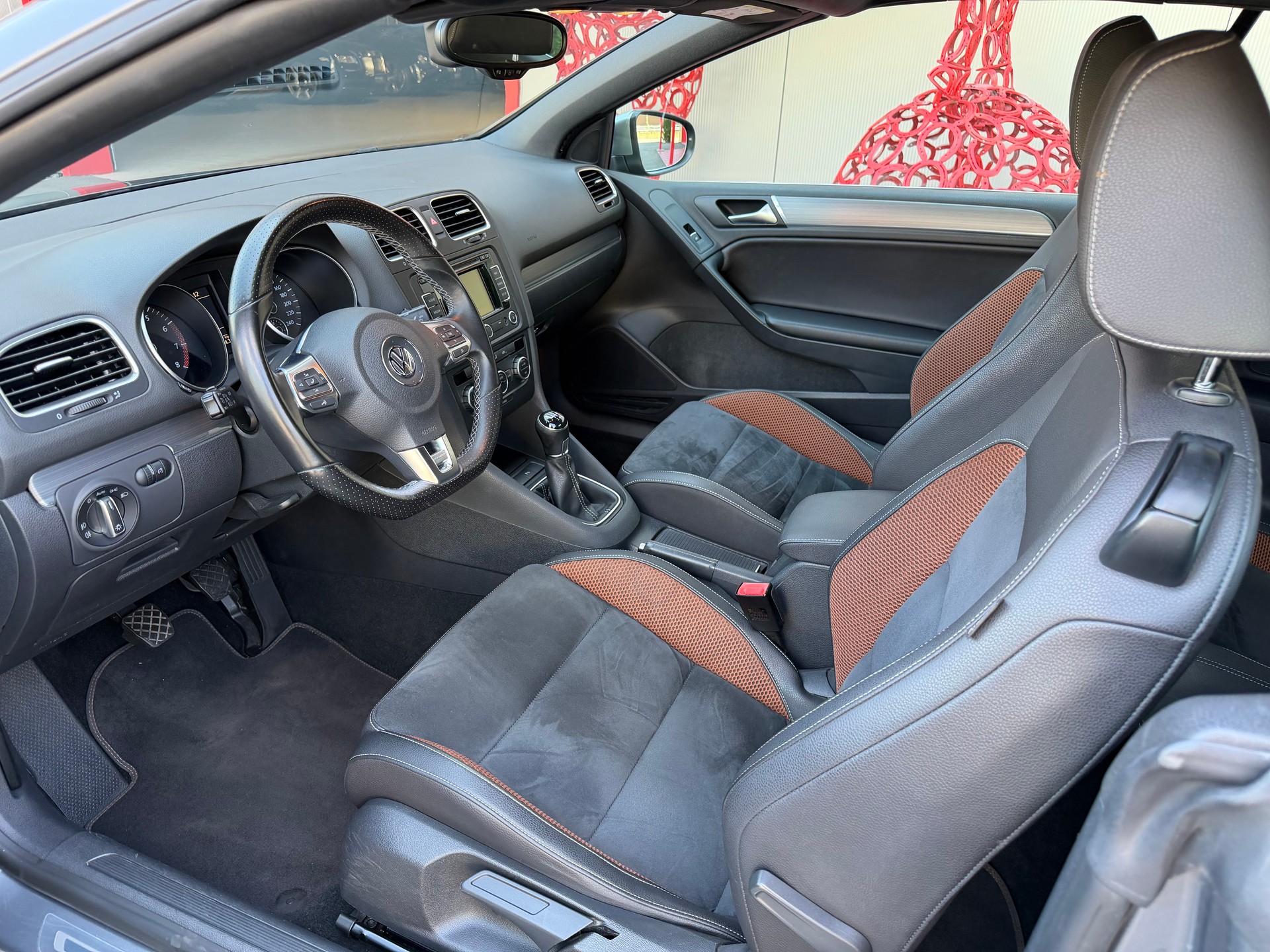 VW Golf Cabrio 1.4 TSI Karmann-image-19
