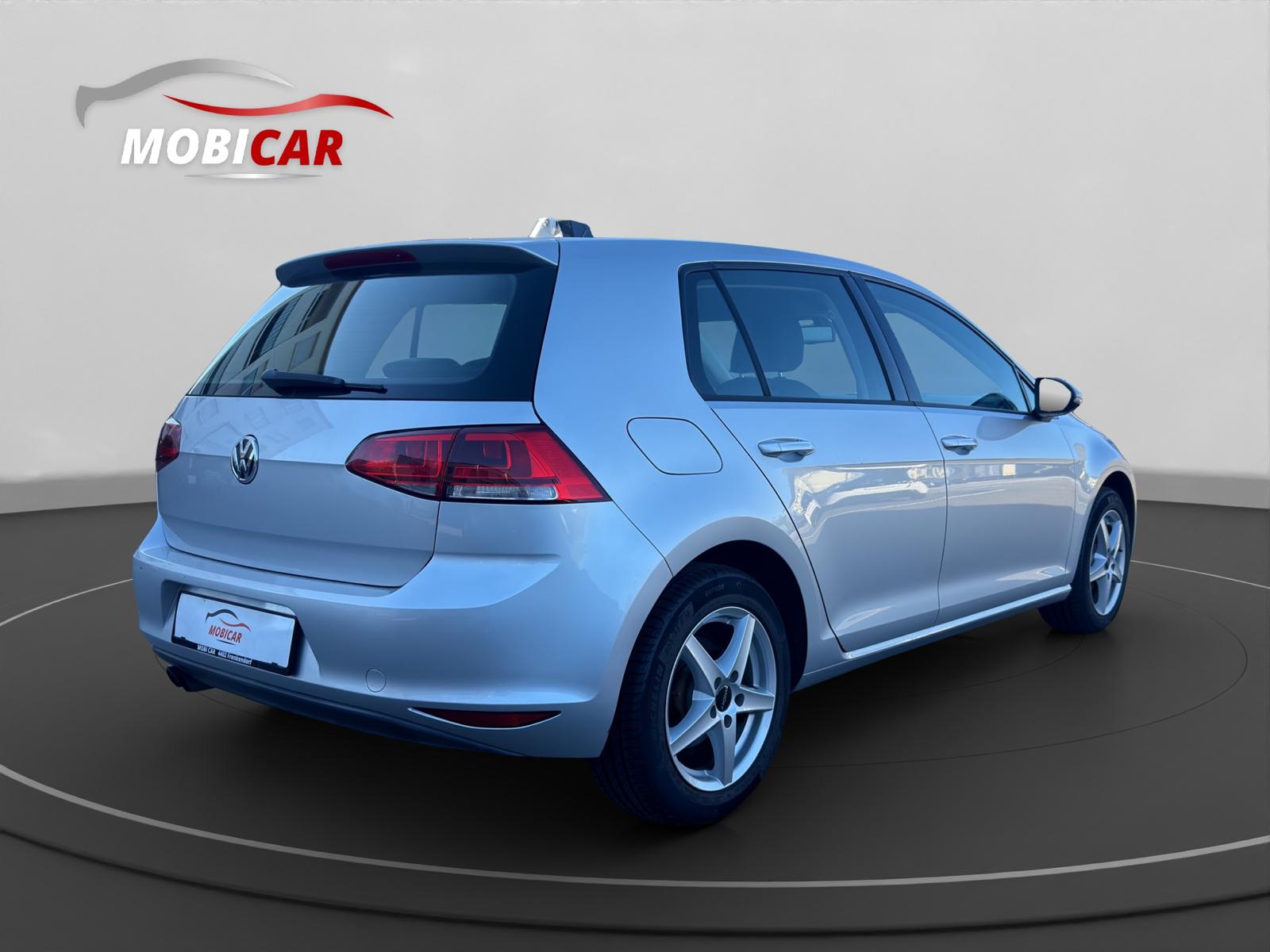 VW Golf 1.4 TSI Highline DSG-image-4