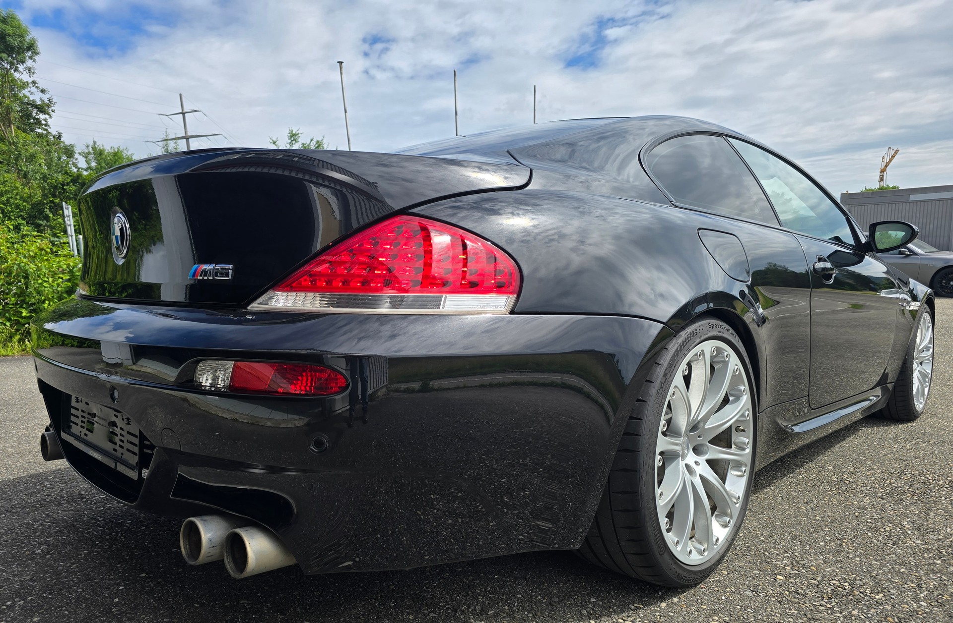 BMW M6-image-10